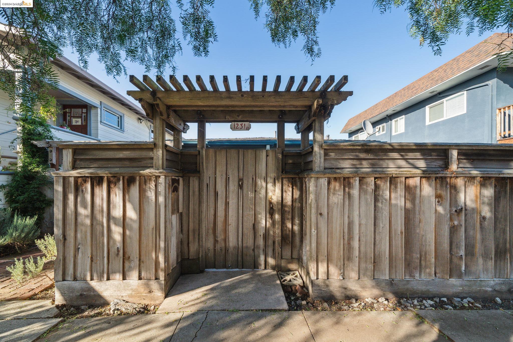 Detail Gallery Image 1 of 1 For 1231 Channing Way, Berkeley,  CA 94702 - 2 Beds | 2 Baths
