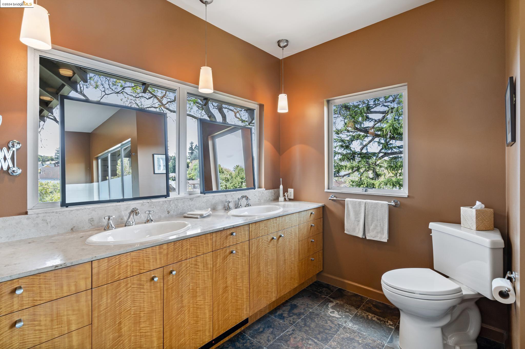 Detail Gallery Image 20 of 43 For 51 Nace Ave, Piedmont,  CA 94611-4325 - 3 Beds | 2/1 Baths