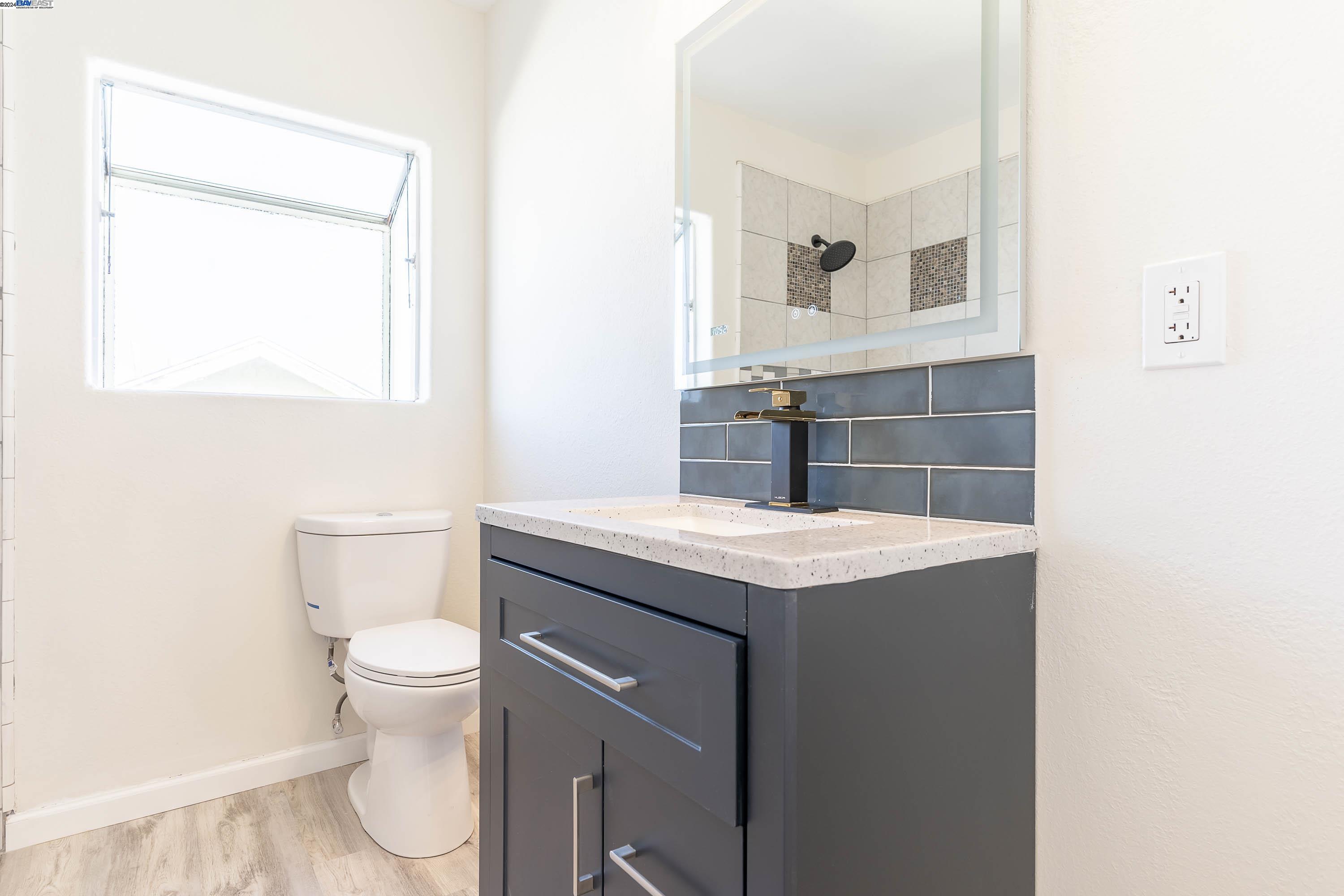 Detail Gallery Image 22 of 60 For 344 Lake Ave, Rodeo,  CA 94572 - 3 Beds | 2 Baths