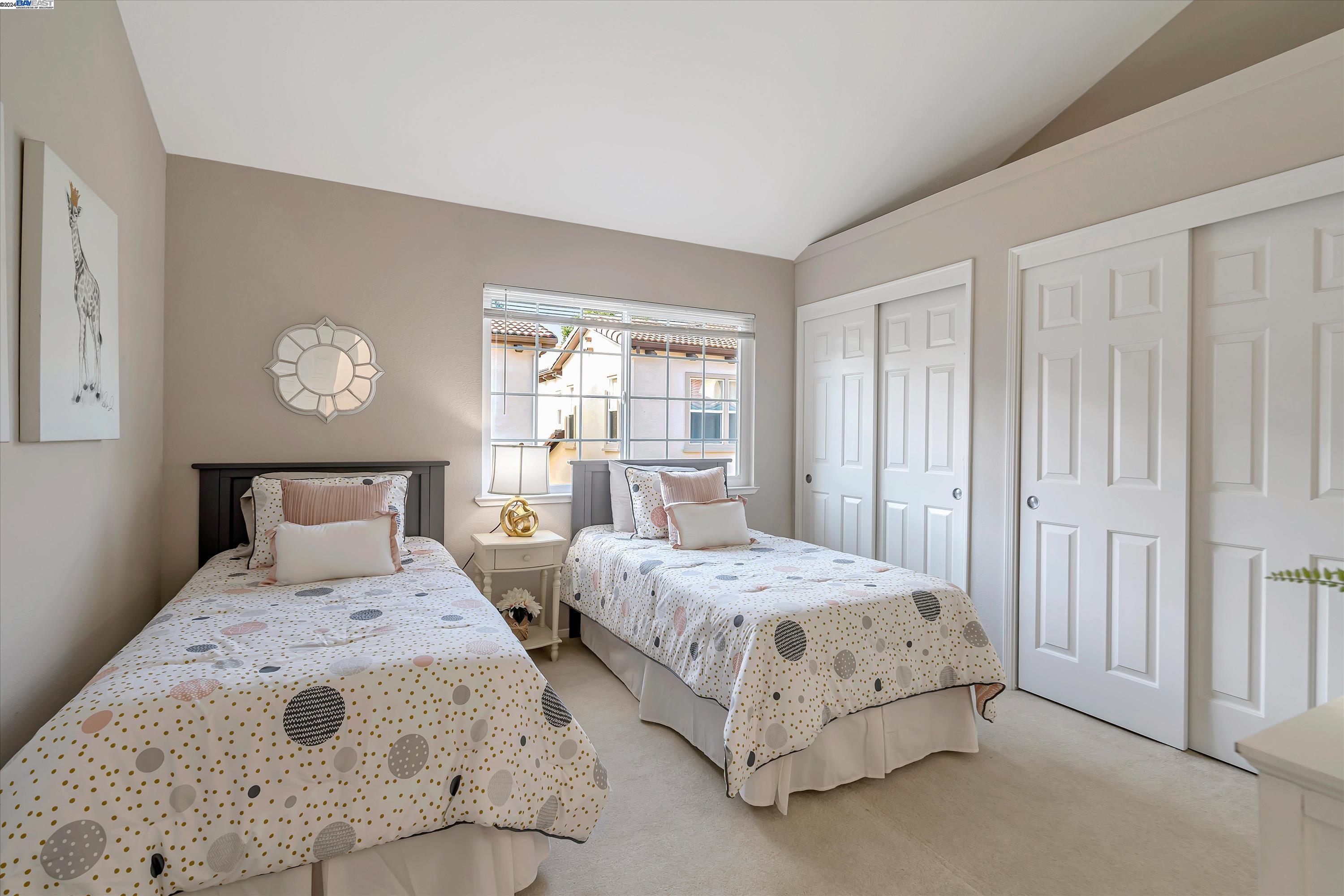 Detail Gallery Image 18 of 39 For 23 Sea Crest Ter, Fremont,  CA 94536 - 2 Beds | 2/1 Baths