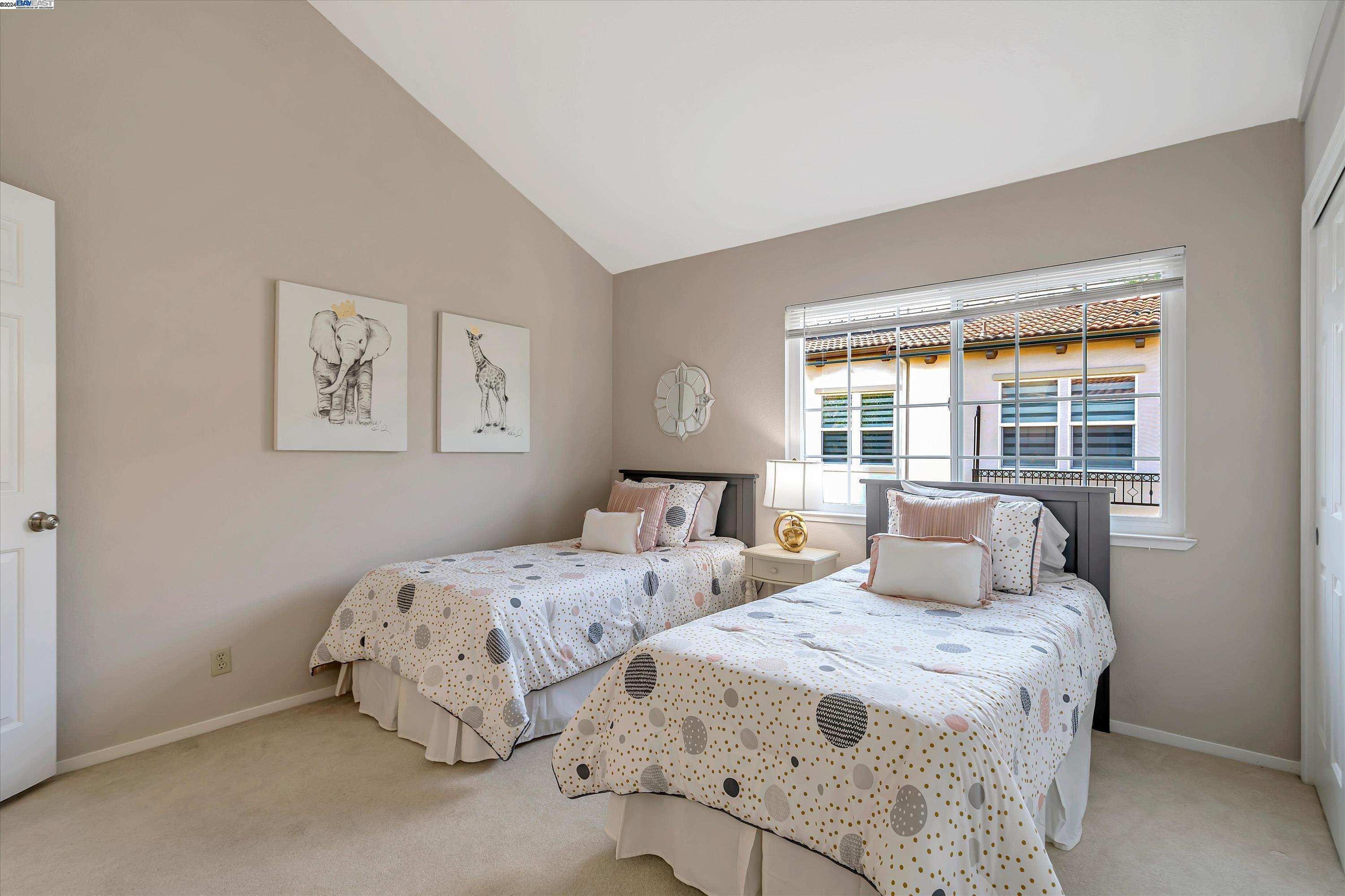 Detail Gallery Image 19 of 39 For 23 Sea Crest Ter, Fremont,  CA 94536 - 2 Beds | 2/1 Baths