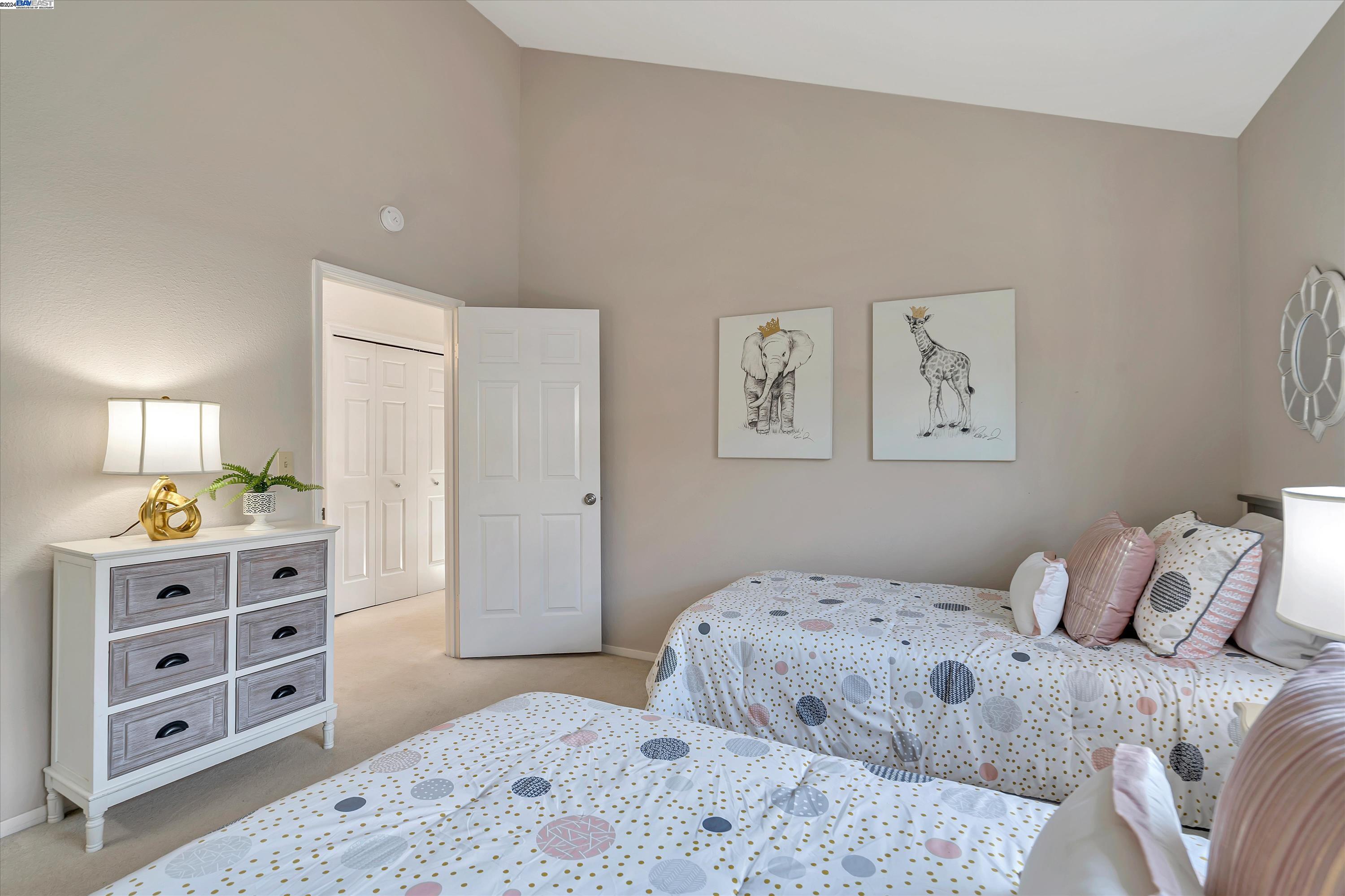 Detail Gallery Image 21 of 39 For 23 Sea Crest Ter, Fremont,  CA 94536 - 2 Beds | 2/1 Baths