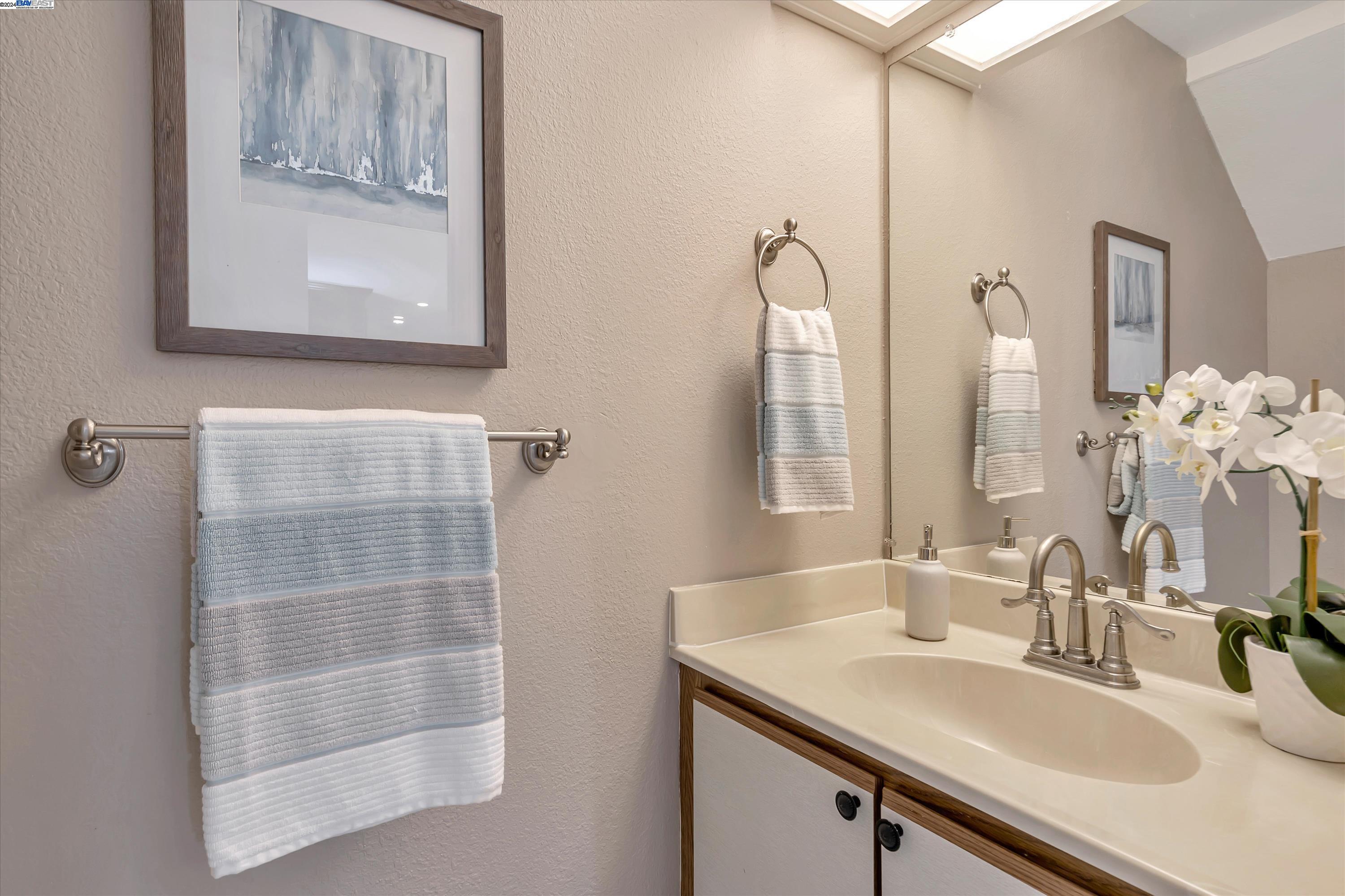 Detail Gallery Image 30 of 39 For 23 Sea Crest Ter, Fremont,  CA 94536 - 2 Beds | 2/1 Baths