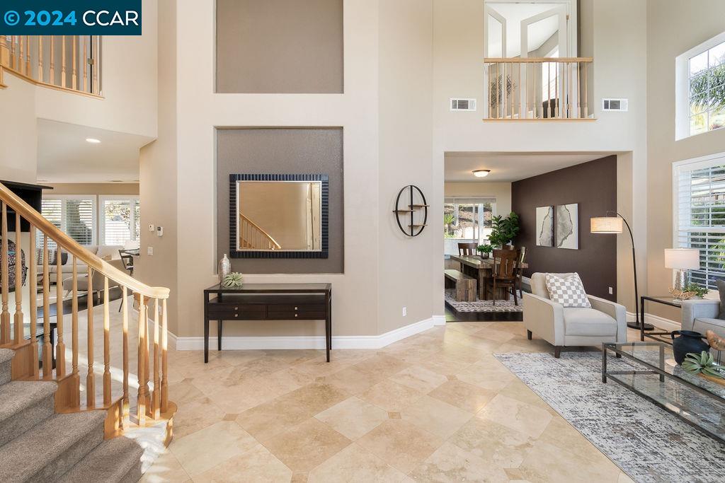 Detail Gallery Image 15 of 60 For 5410 Oakstone Ct, Concord,  CA 94521 - 5 Beds | 3/1 Baths
