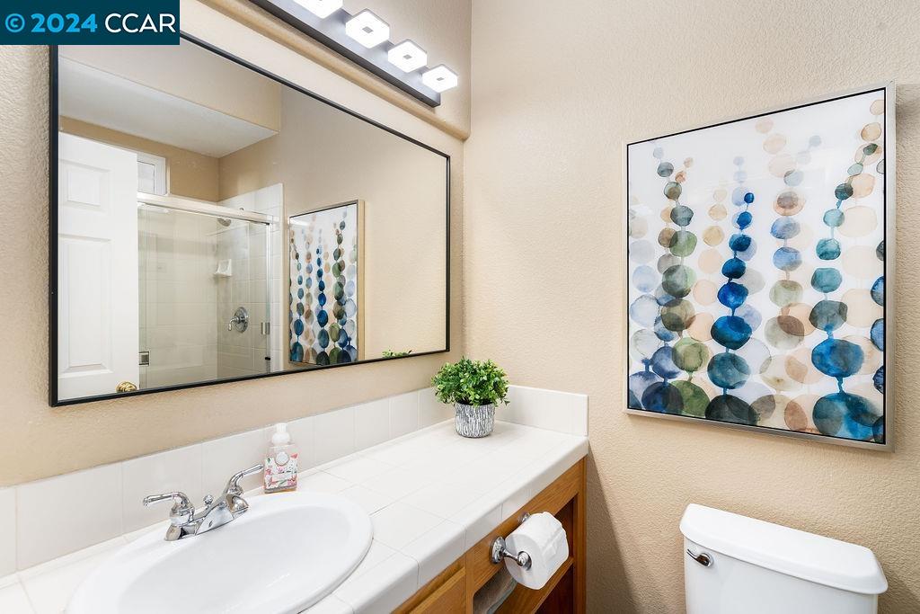 Detail Gallery Image 31 of 60 For 5410 Oakstone Ct, Concord,  CA 94521 - 5 Beds | 3/1 Baths