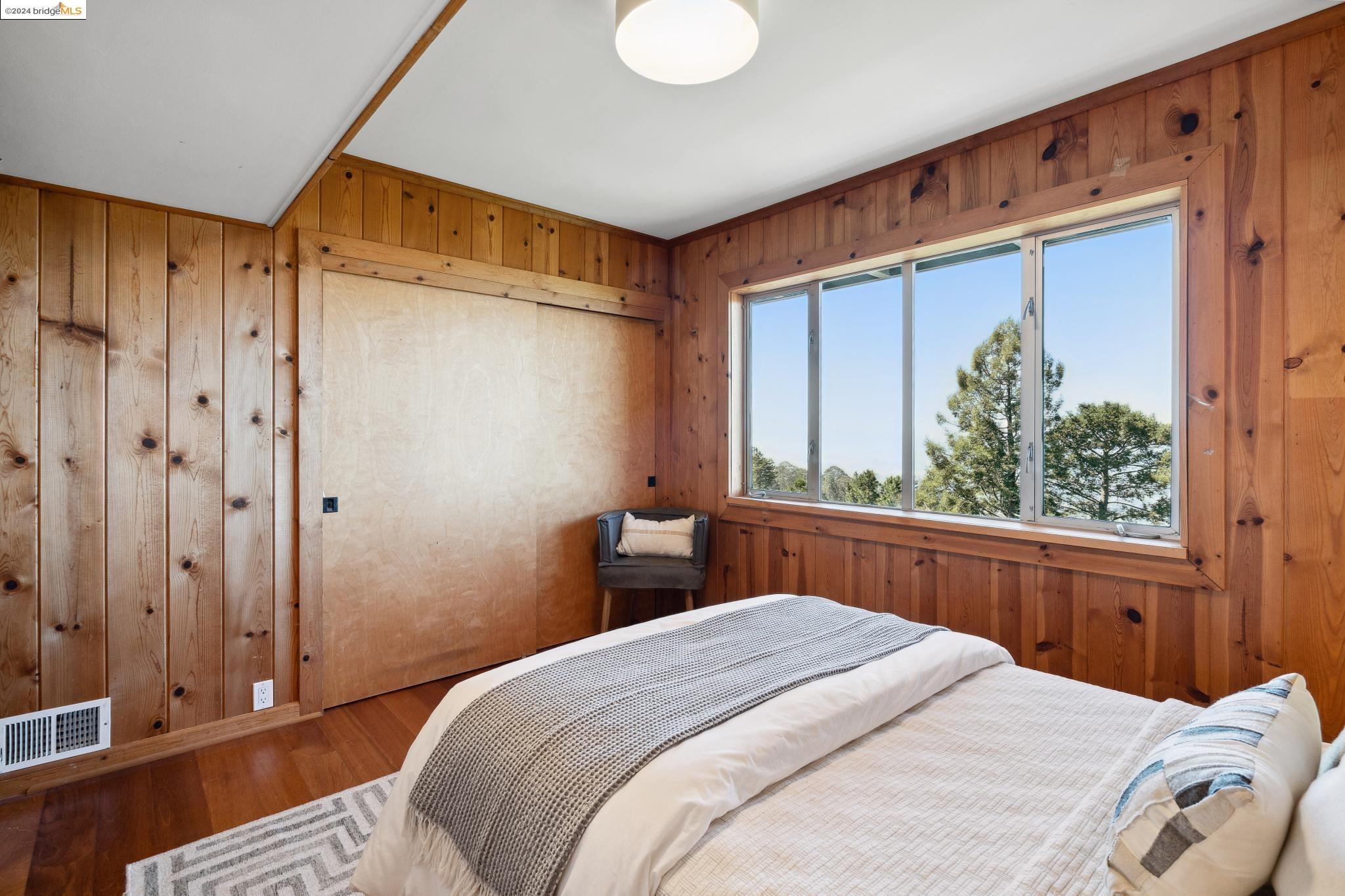 Detail Gallery Image 34 of 60 For 104 Hill Road, Berkeley,  CA 94708 - 2 Beds | 2/1 Baths