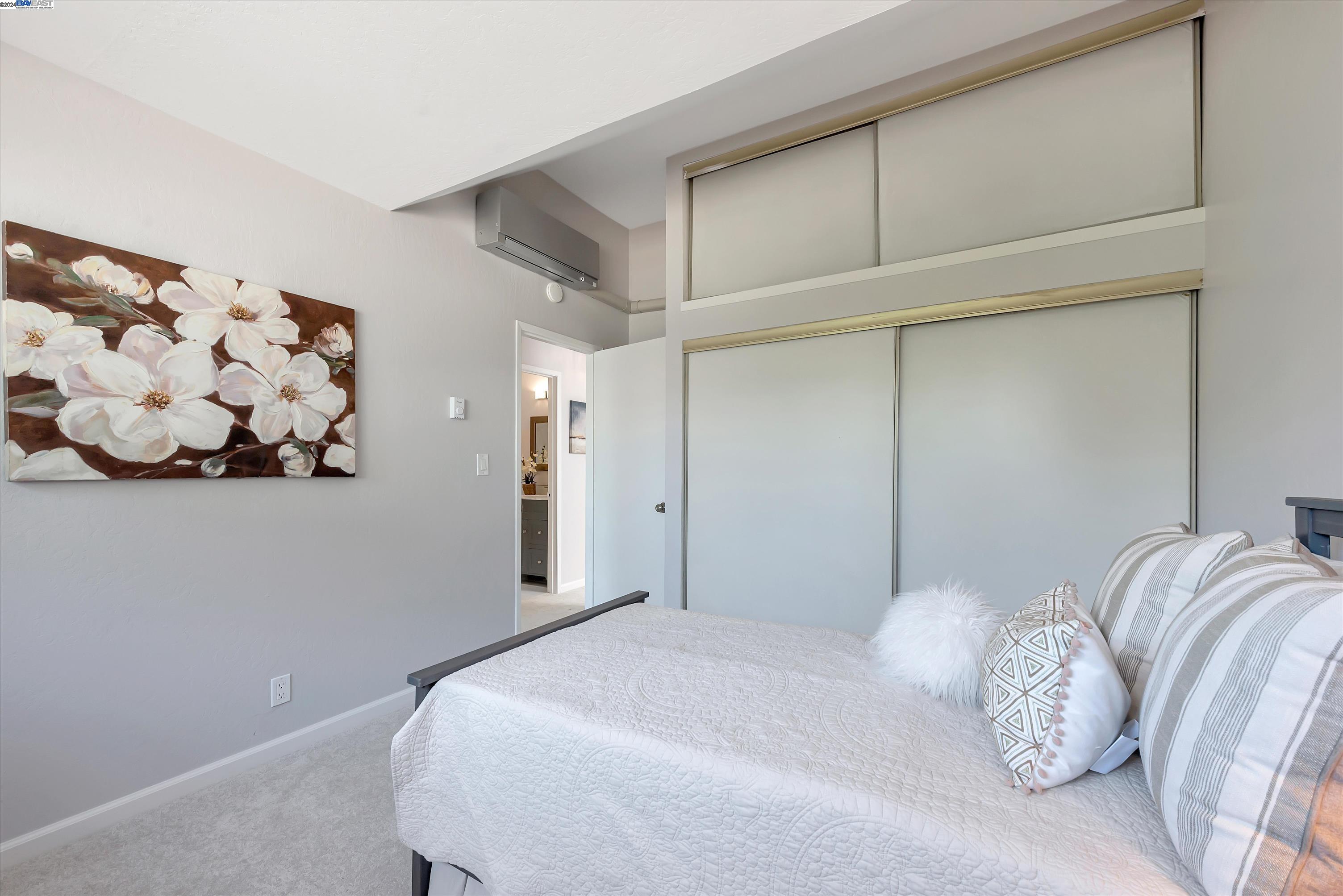 Detail Gallery Image 28 of 41 For 670 San Antonio Rd #6,  Palo Alto,  CA 94306 - 3 Beds | 2/1 Baths