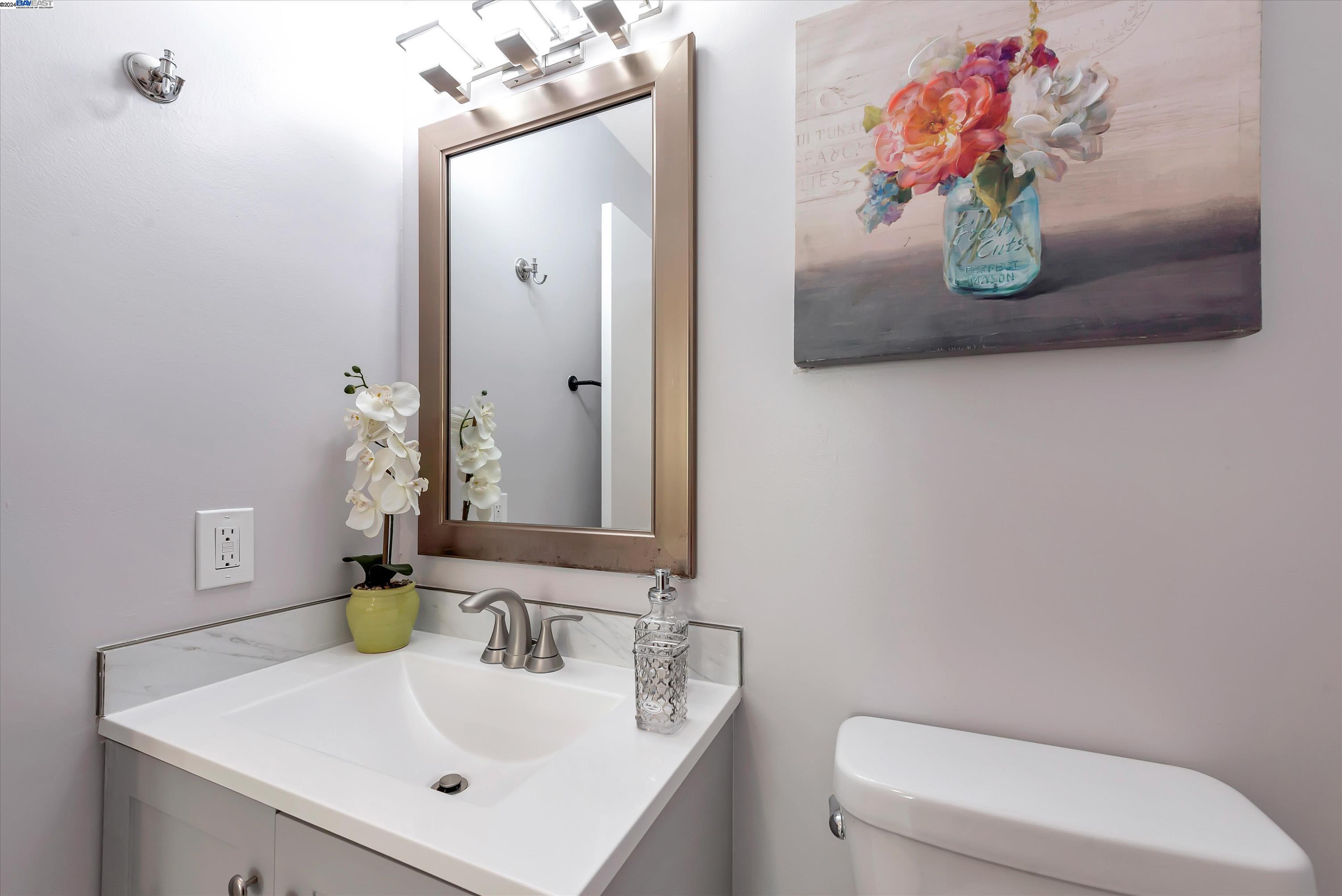 Detail Gallery Image 32 of 41 For 670 San Antonio Rd #6,  Palo Alto,  CA 94306 - 3 Beds | 2/1 Baths