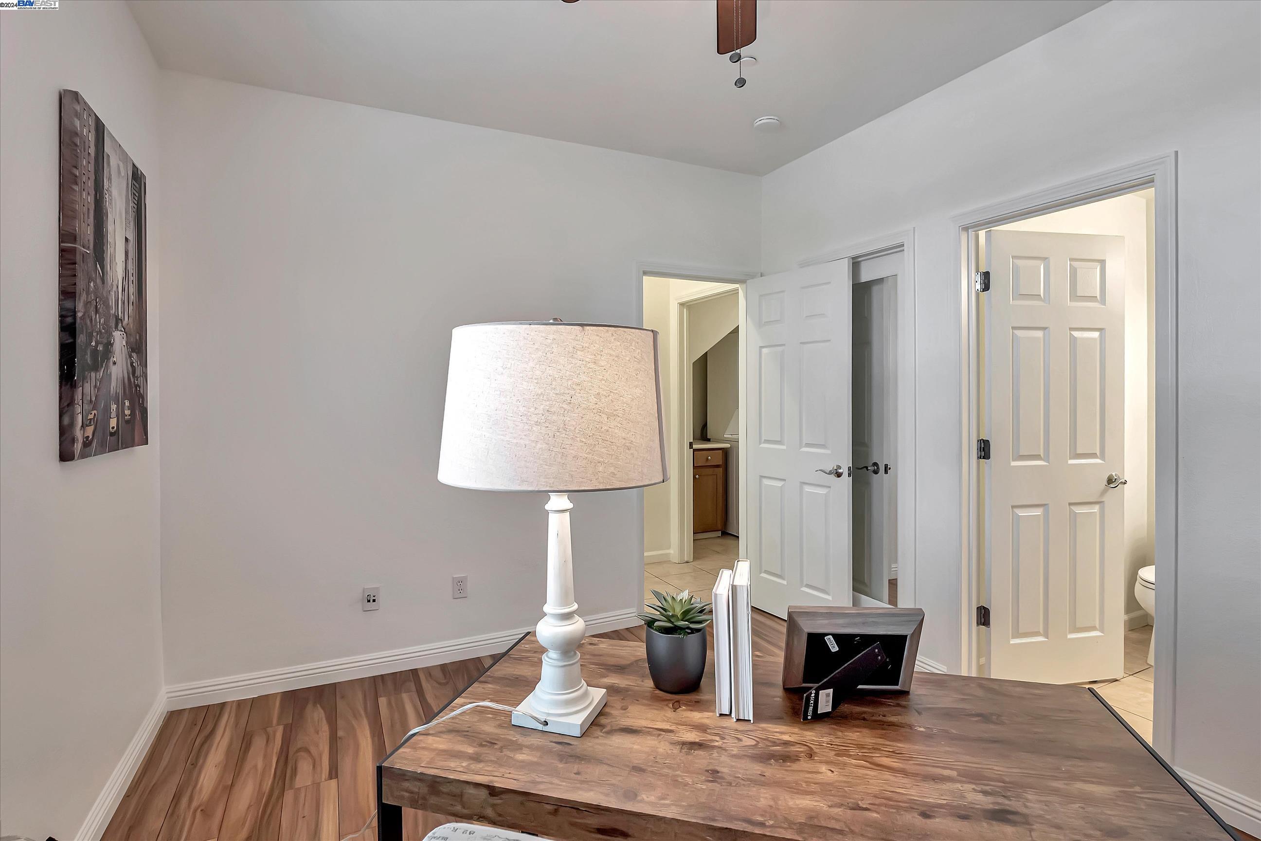 Detail Gallery Image 21 of 36 For 207 Heligan Ln #7,  Livermore,  CA 94551 - 3 Beds | 3/1 Baths