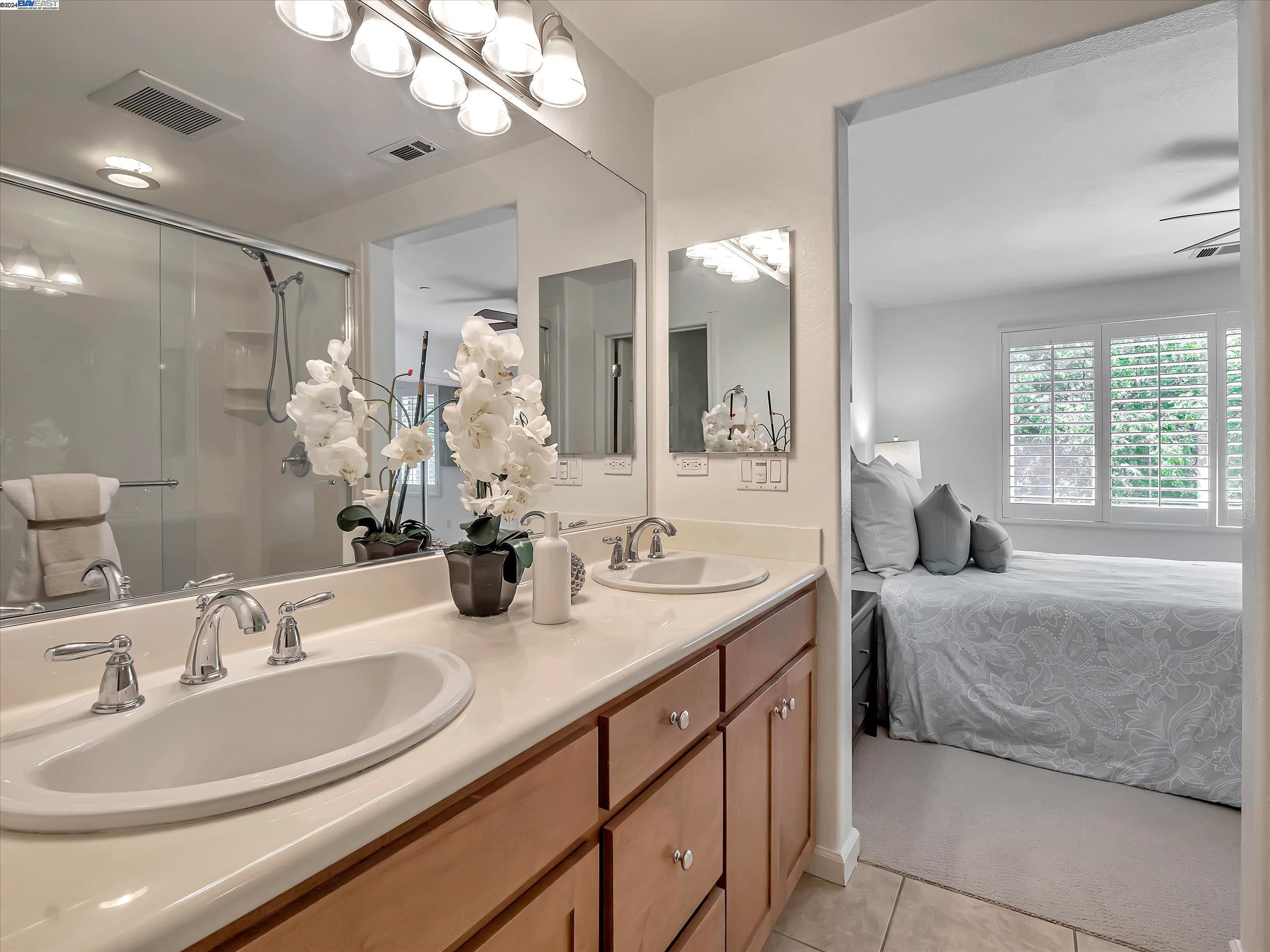 Detail Gallery Image 28 of 36 For 207 Heligan Ln #7,  Livermore,  CA 94551 - 3 Beds | 3/1 Baths