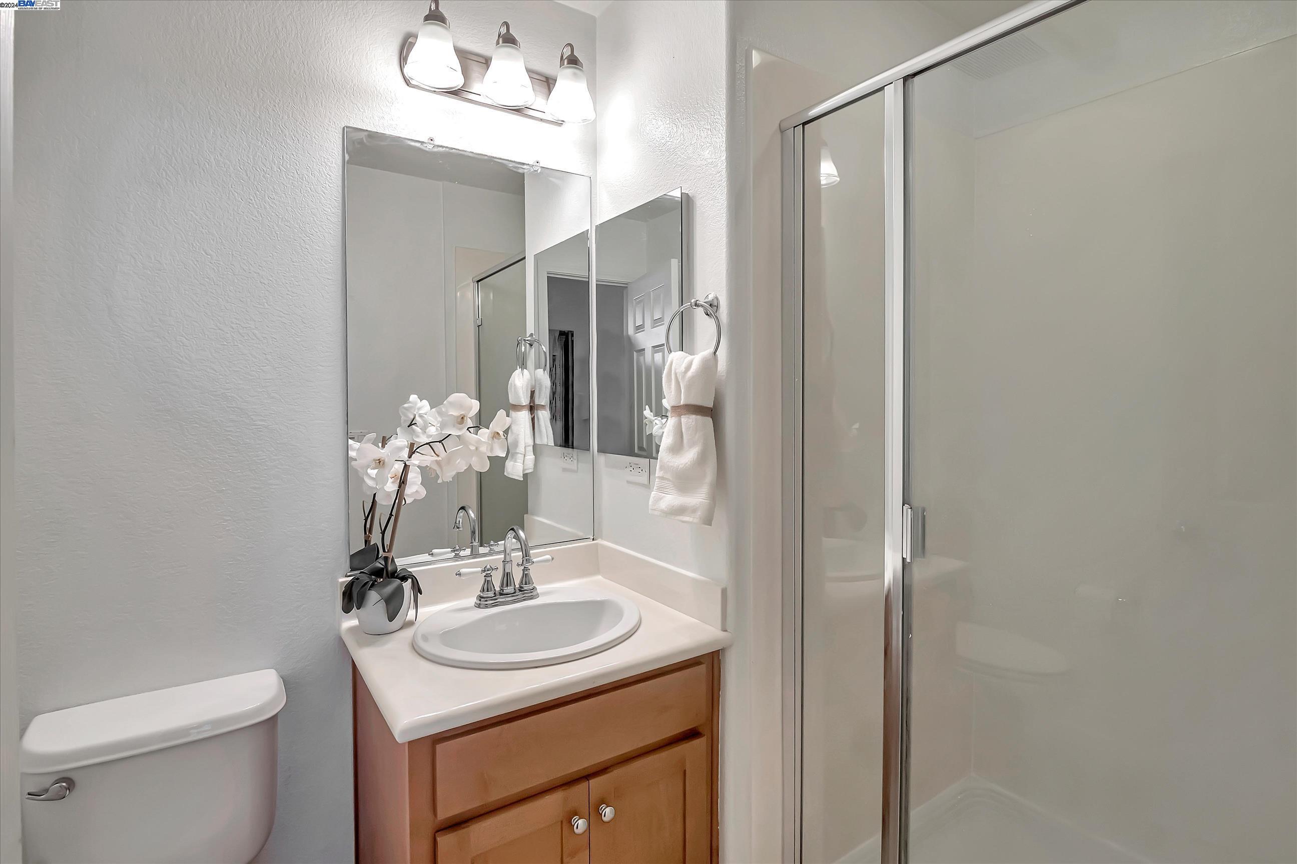 Detail Gallery Image 29 of 36 For 207 Heligan Ln #7,  Livermore,  CA 94551 - 3 Beds | 3/1 Baths