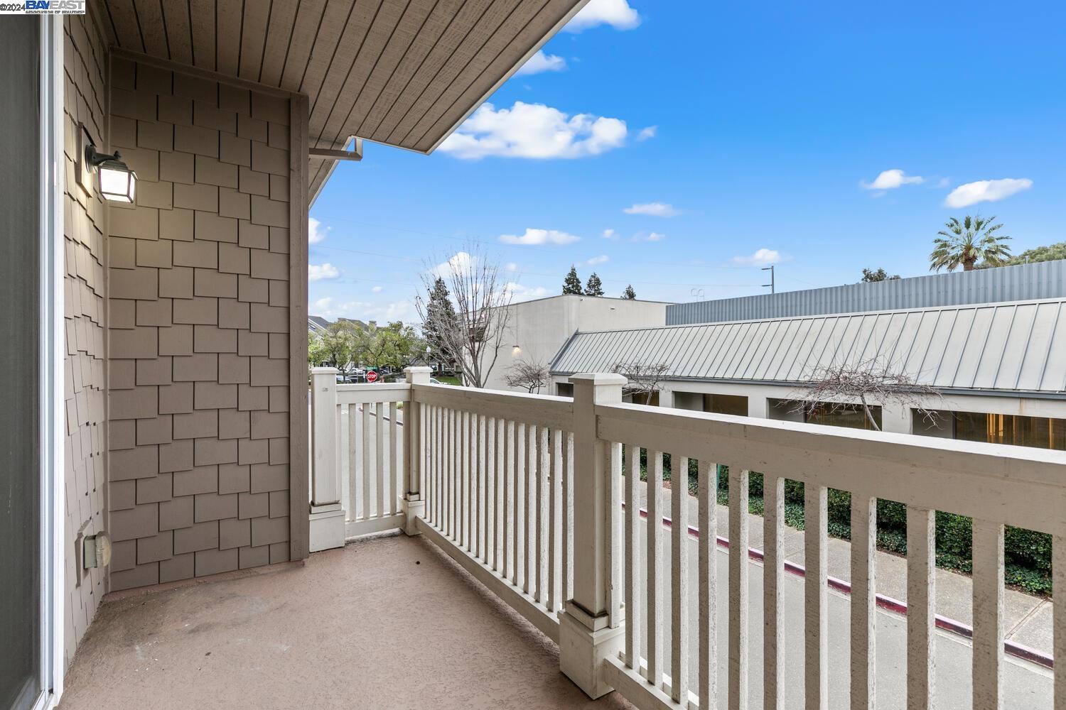Detail Gallery Image 12 of 24 For 170 N N St #100,  Livermore,  CA 94550-3120 - 2 Beds | 2/1 Baths
