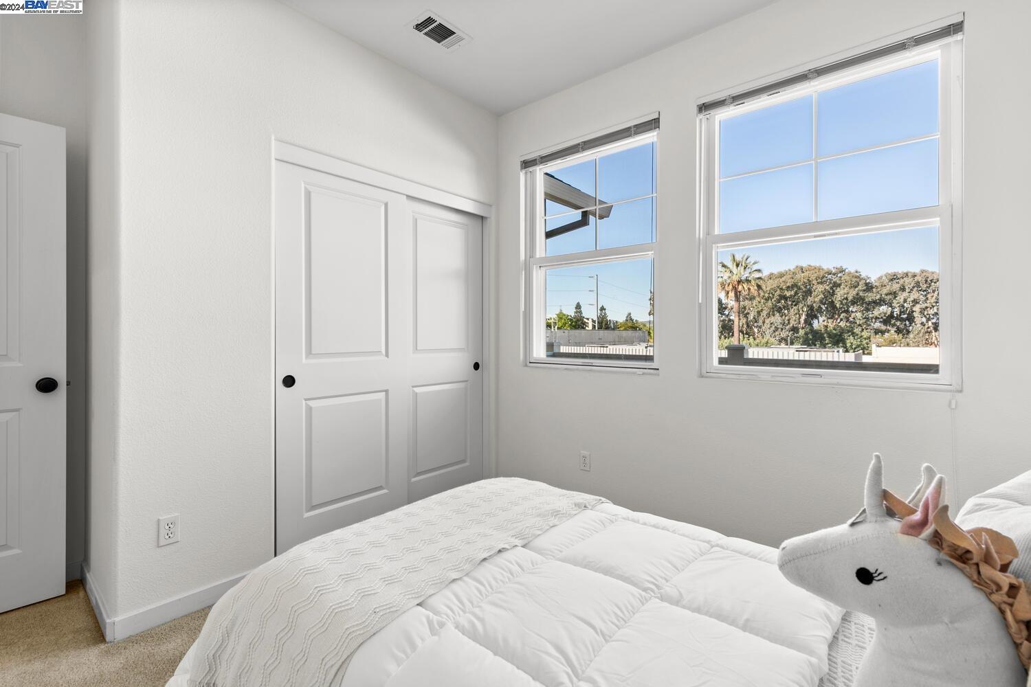 Detail Gallery Image 17 of 24 For 170 N N St #100,  Livermore,  CA 94550-3120 - 2 Beds | 2/1 Baths