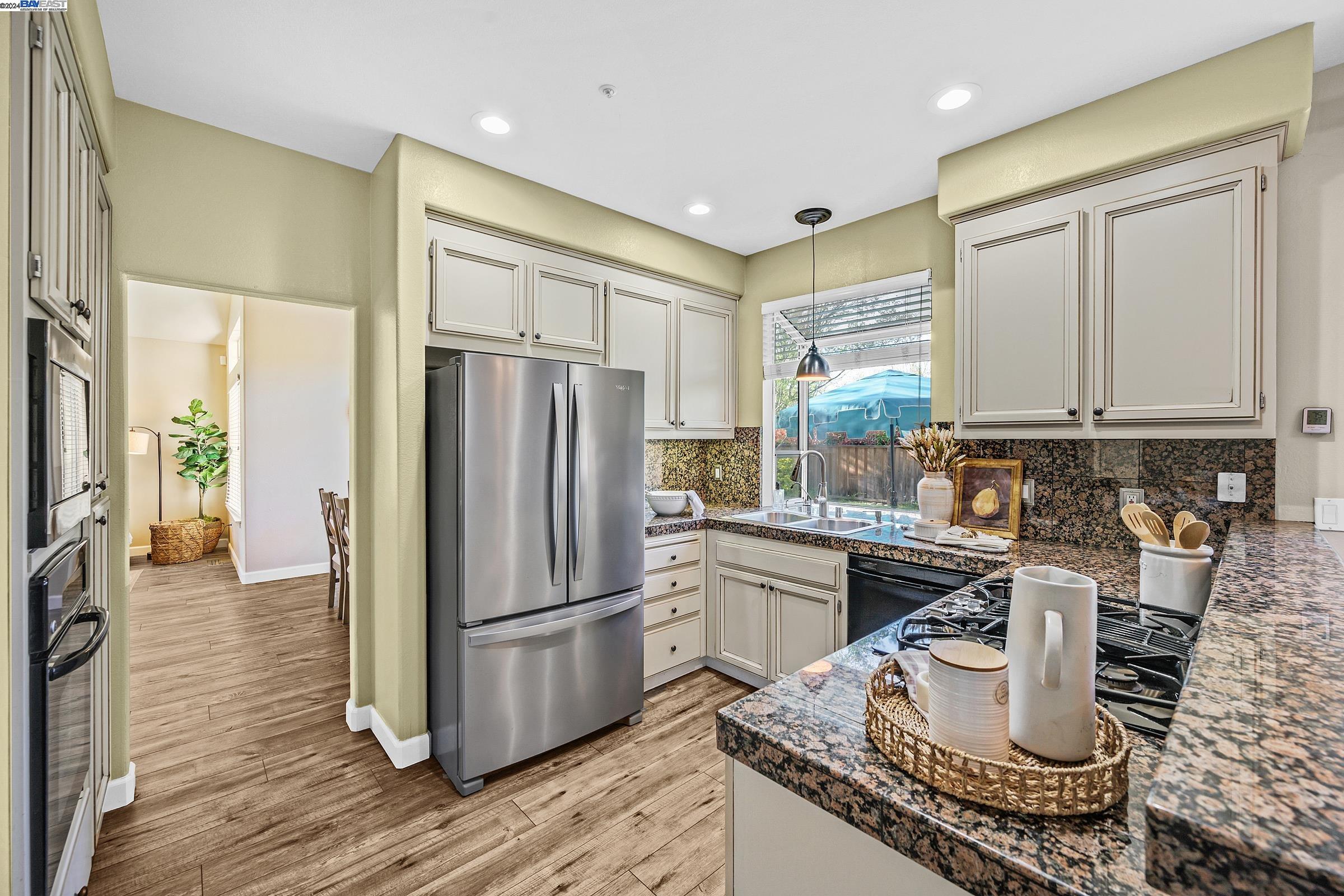 Detail Gallery Image 26 of 60 For 3816 Loch Lomand Way, Livermore,  CA 94551 - 4 Beds | 2/1 Baths