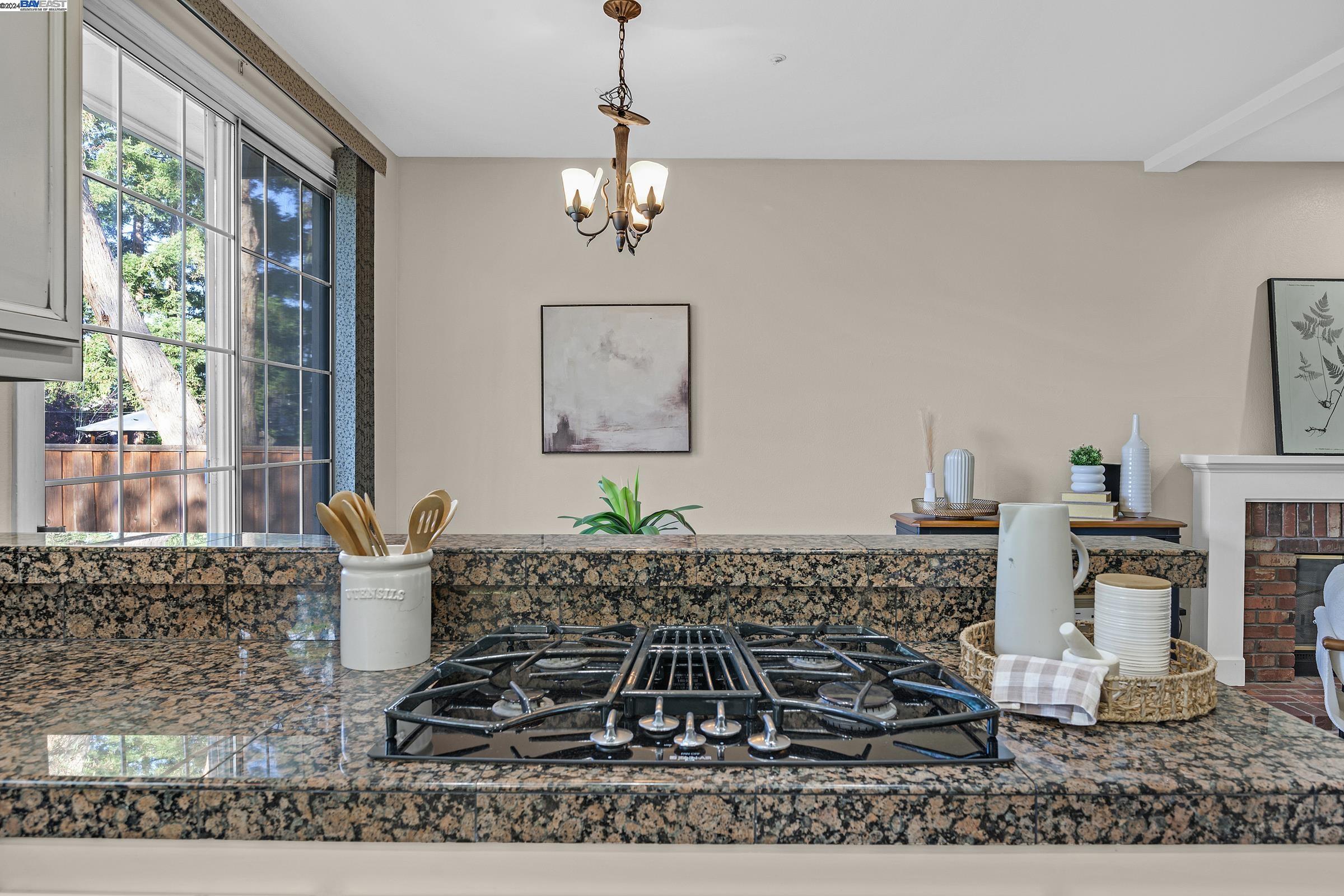 Detail Gallery Image 30 of 60 For 3816 Loch Lomand Way, Livermore,  CA 94551 - 4 Beds | 2/1 Baths