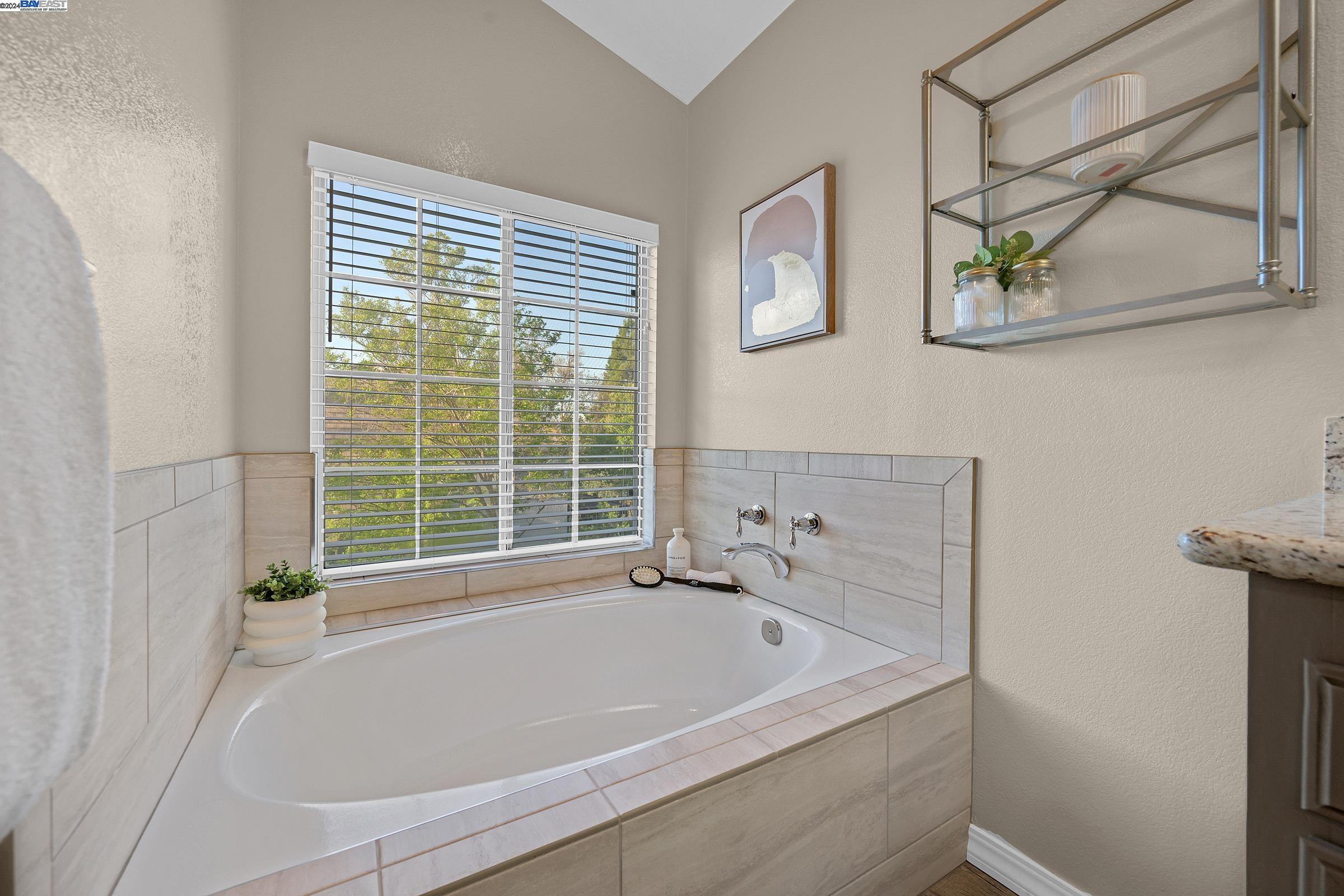 Detail Gallery Image 41 of 60 For 3816 Loch Lomand Way, Livermore,  CA 94551 - 4 Beds | 2/1 Baths