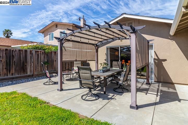 Detail Gallery Image 27 of 38 For 836 Arbor Ct, Livermore,  CA 94550 - 3 Beds | 2 Baths