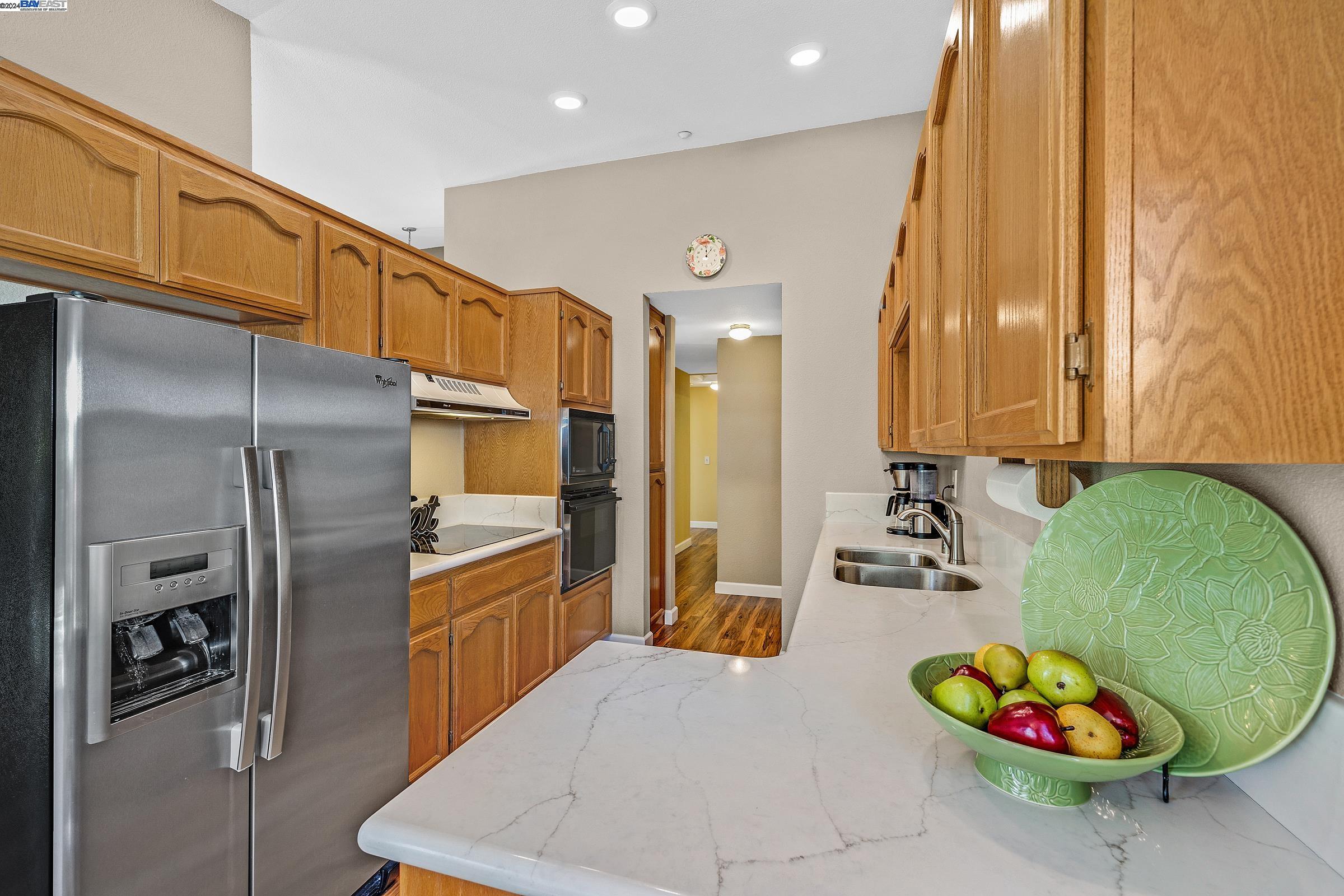 Detail Gallery Image 9 of 31 For 4844 Kimberley Cmn, Livermore,  CA 94550 - 3 Beds | 2 Baths