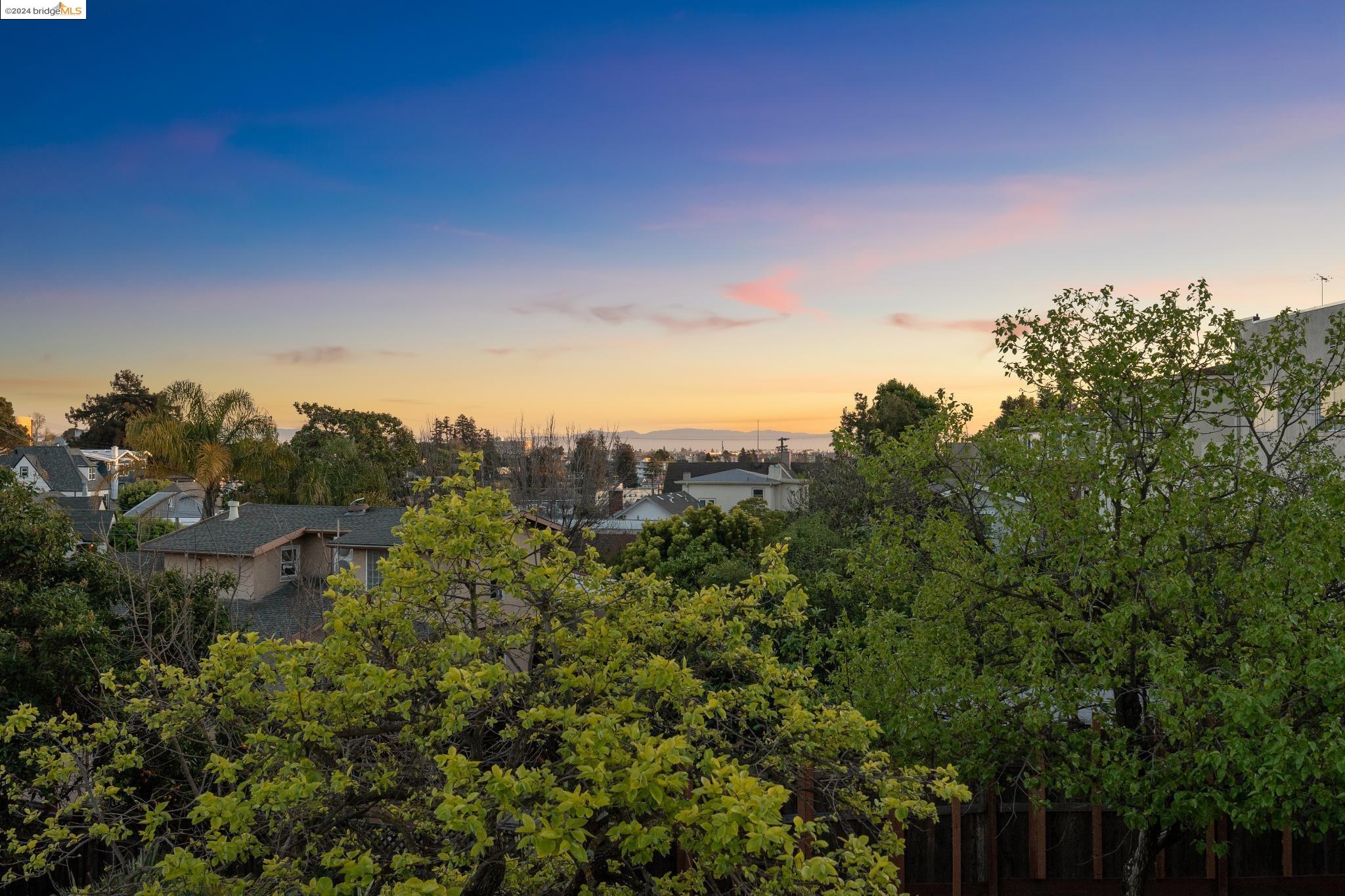 Detail Gallery Image 33 of 37 For 717 Prospect Ave, Oakland,  CA 94610 - 3 Beds | 1/1 Baths