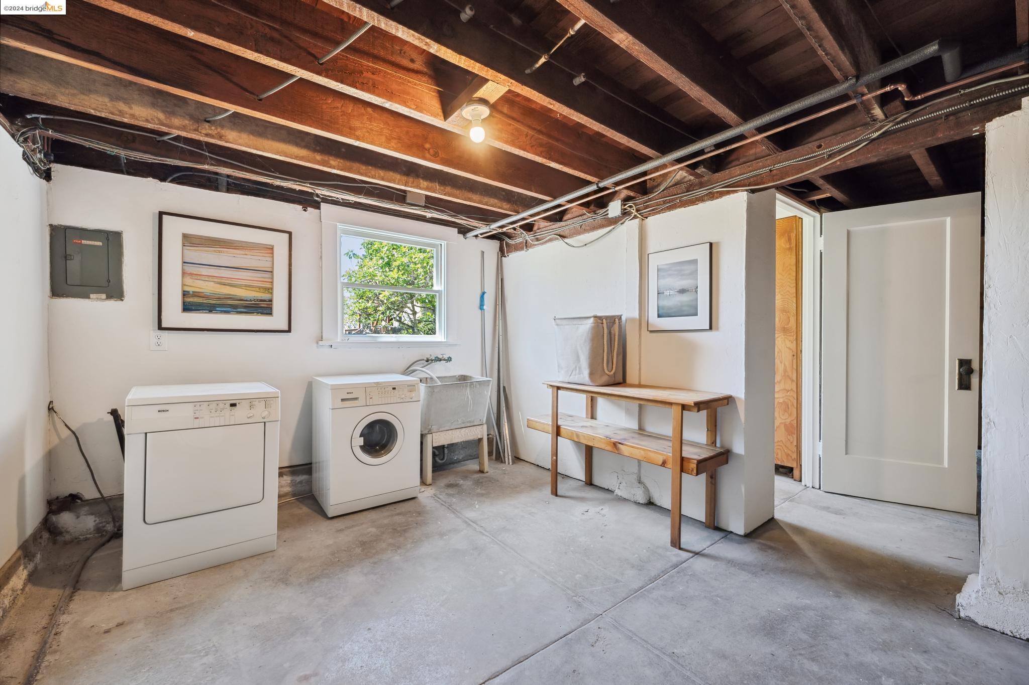Detail Gallery Image 37 of 37 For 717 Prospect Ave, Oakland,  CA 94610 - 3 Beds | 1/1 Baths