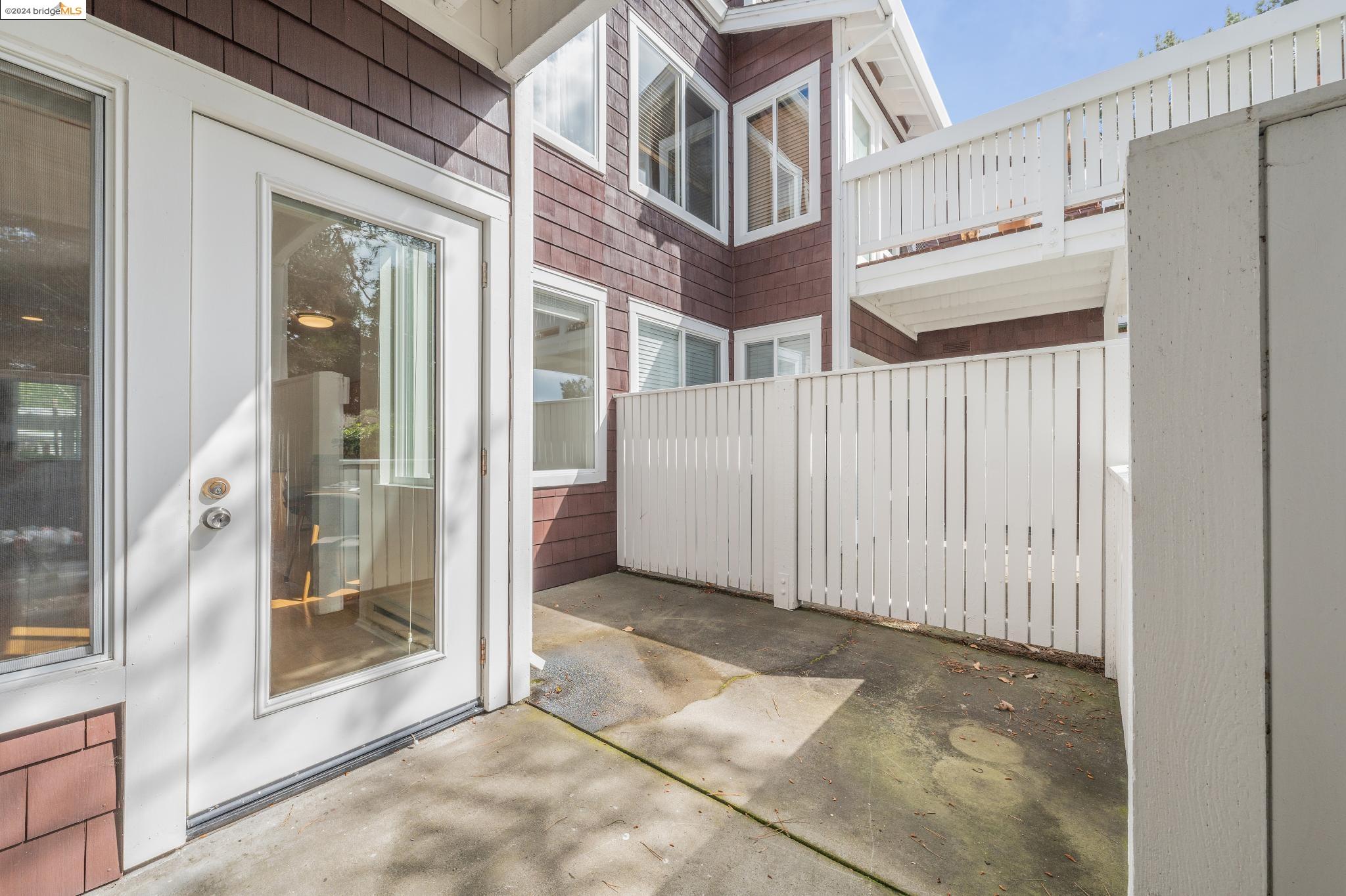 Detail Gallery Image 27 of 37 For 49 Bayside Ct, Richmond,  CA 94804 - 1 Beds | 1 Baths