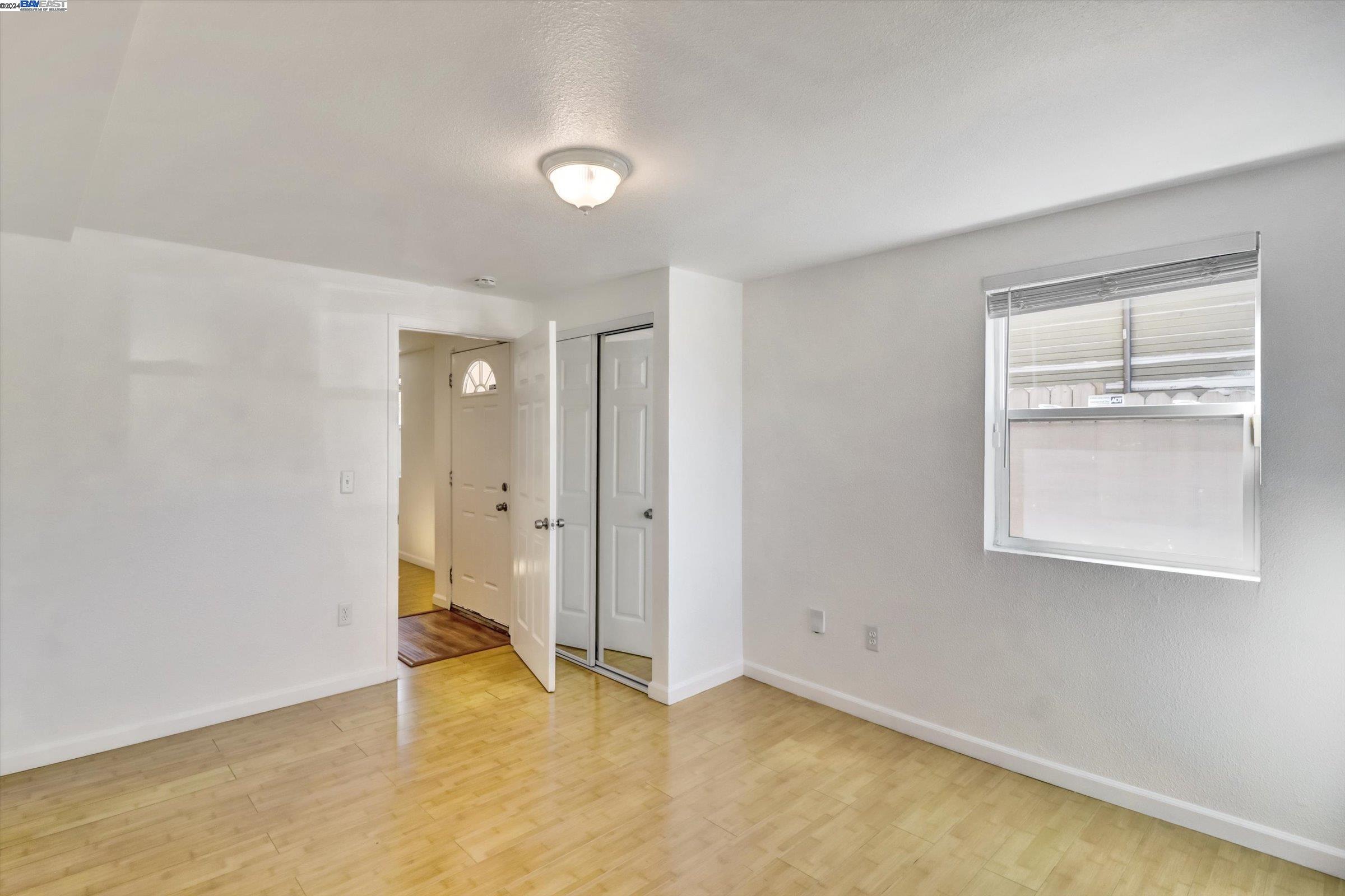 Detail Gallery Image 23 of 26 For 3310 Adeline St, Oakland,  CA 94608 - 2 Beds | 1 Baths