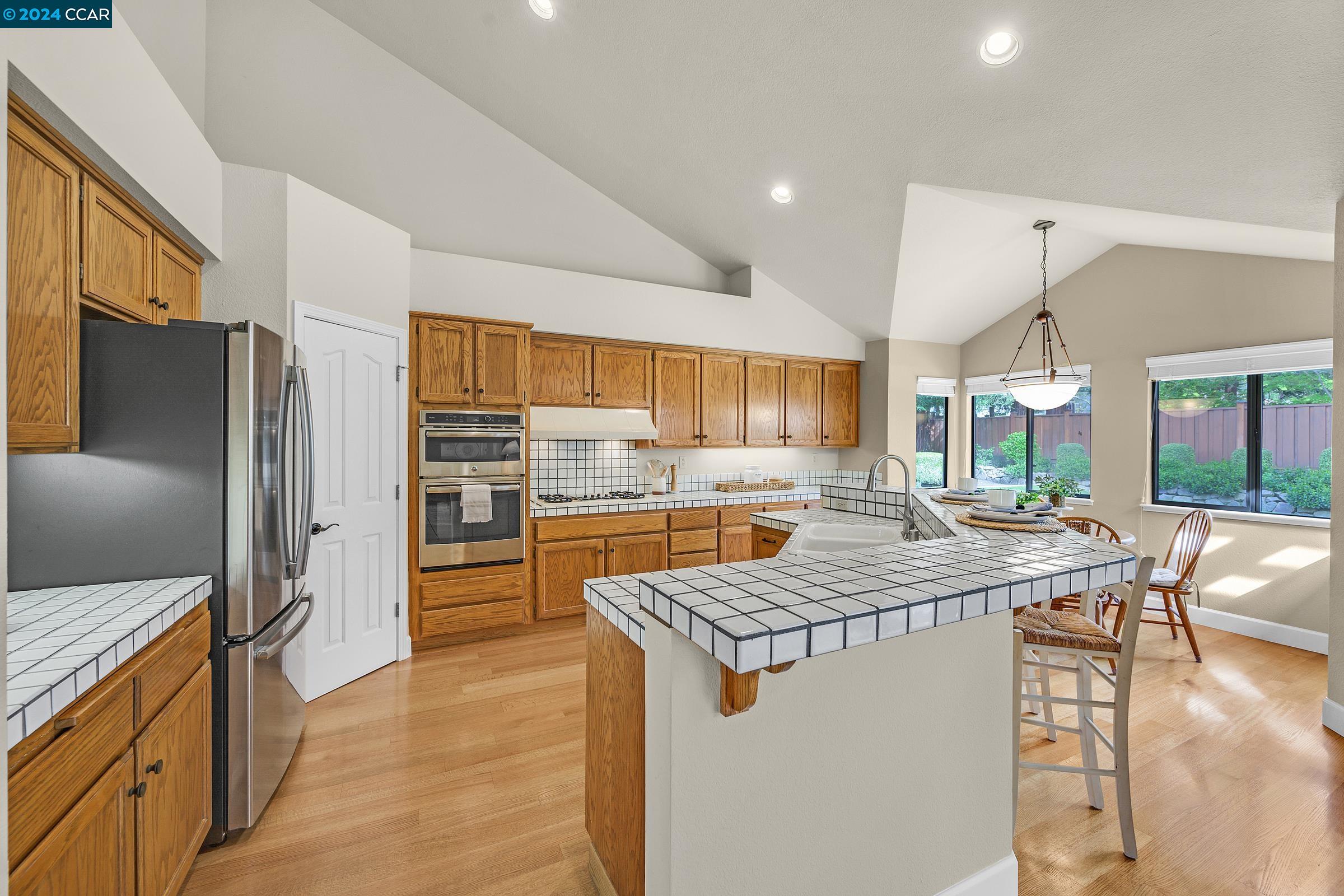 Detail Gallery Image 12 of 36 For 1000 Horizon Ct, Danville,  CA 94506 - 3 Beds | 2 Baths