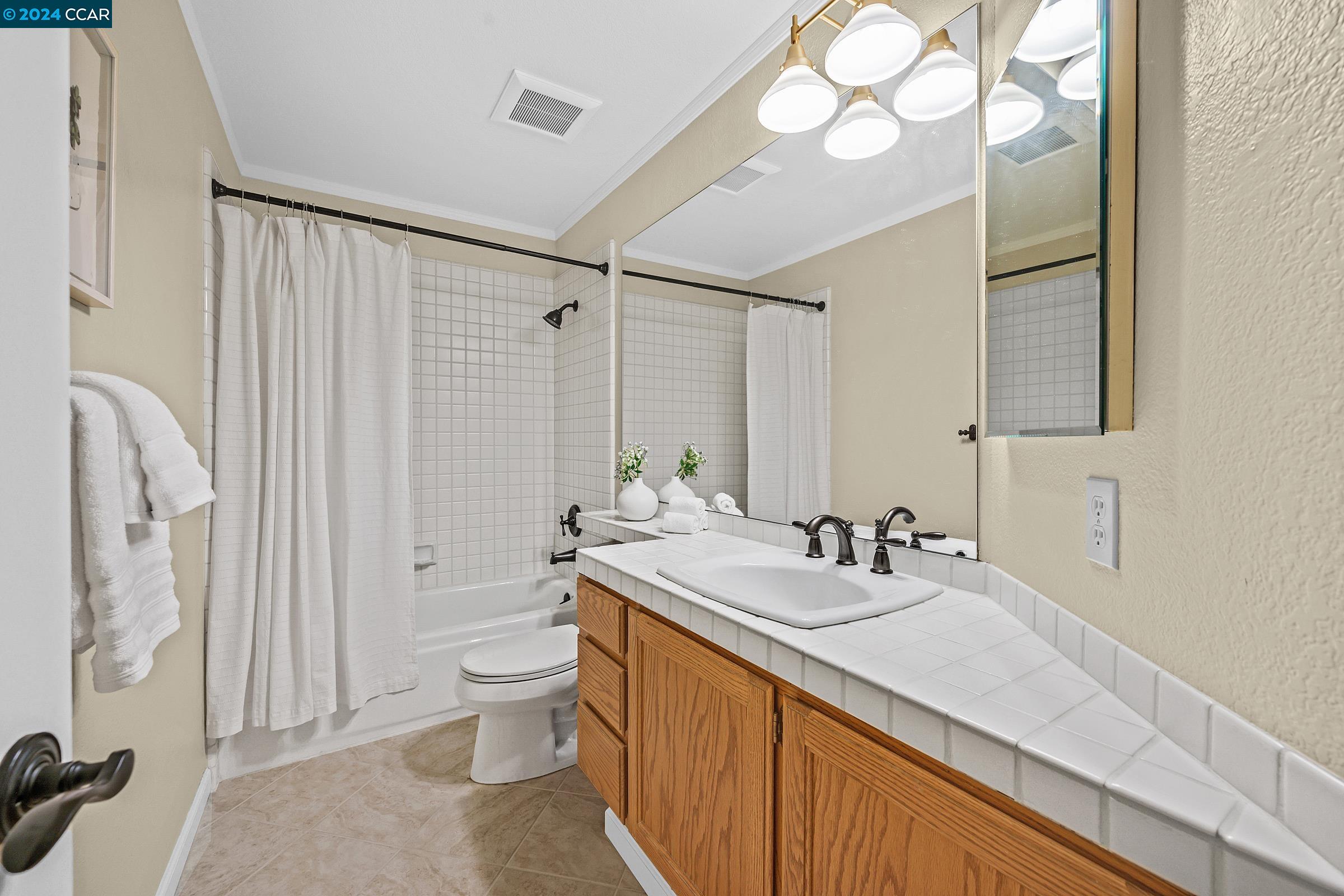Detail Gallery Image 19 of 36 For 1000 Horizon Ct, Danville,  CA 94506 - 3 Beds | 2 Baths