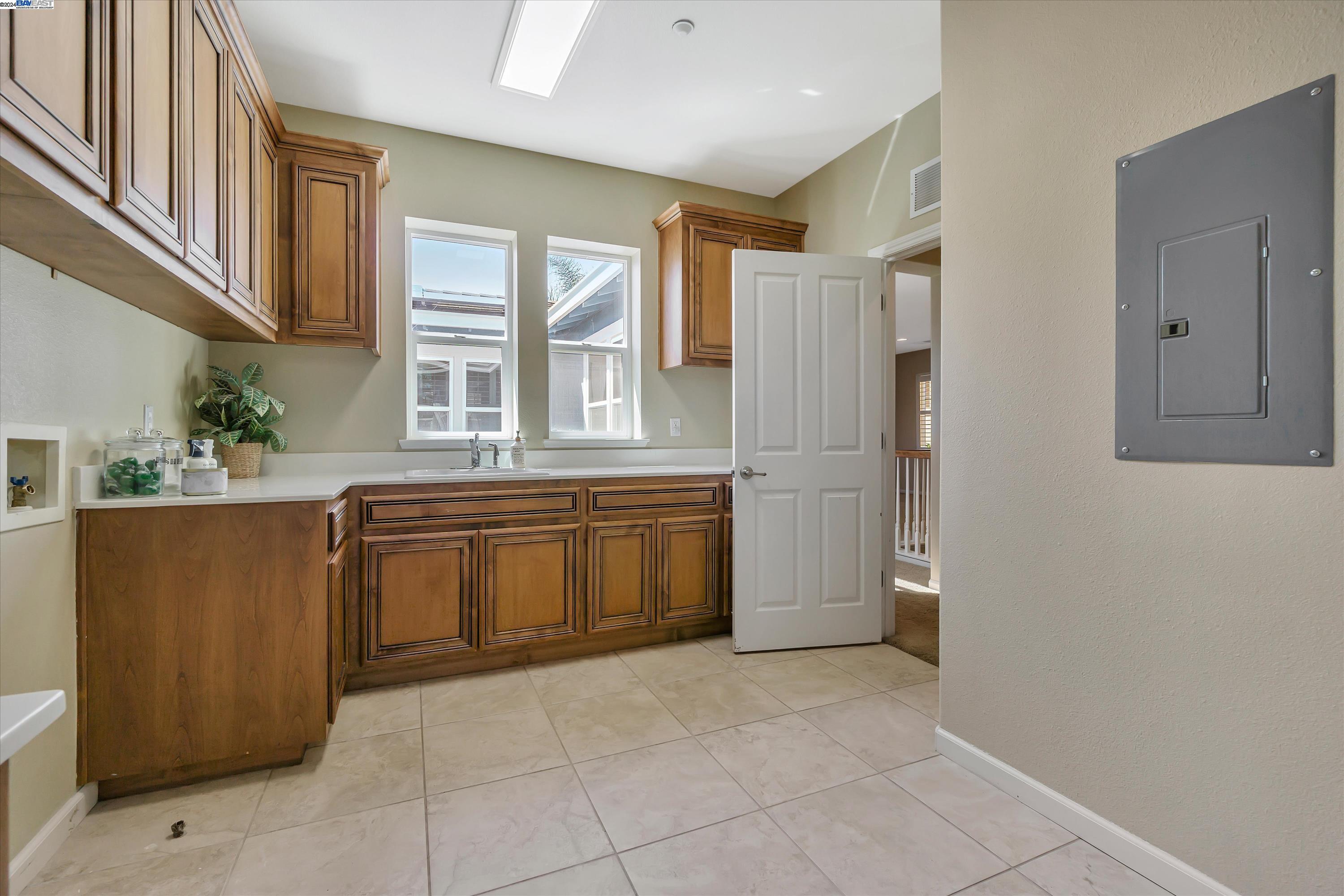Detail Gallery Image 51 of 60 For 1700 Rosie Ln, Brentwood,  CA 94513 - 4 Beds | 3/1 Baths