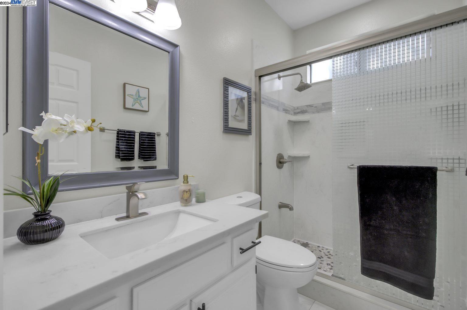 Detail Gallery Image 9 of 53 For 6328 Buena Vista Dr a,  Newark,  CA 94560 - 3 Beds | 2 Baths