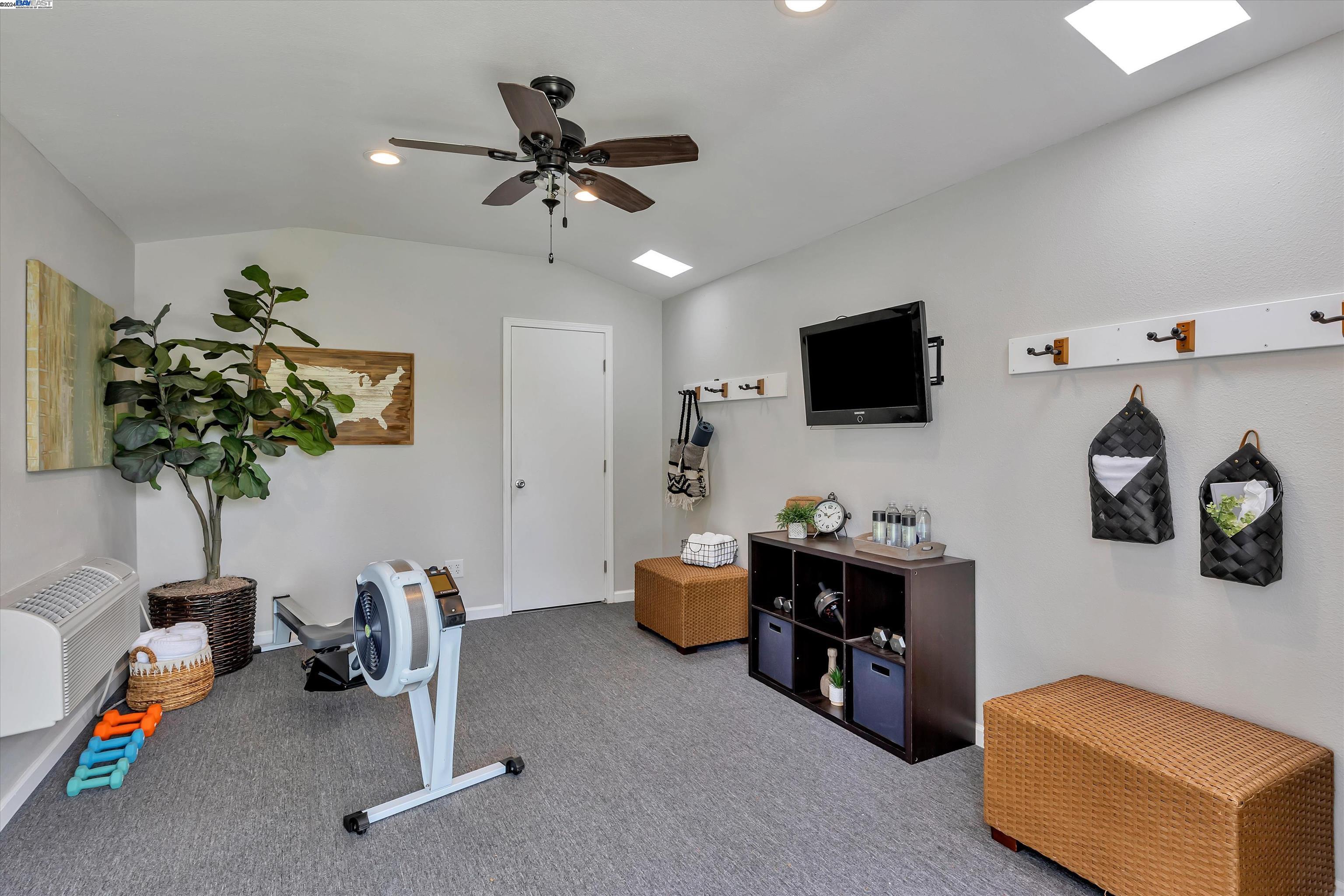Detail Gallery Image 29 of 43 For 2727 Danville Blvd, Alamo,  CA 94507 - 5 Beds | 5/1 Baths