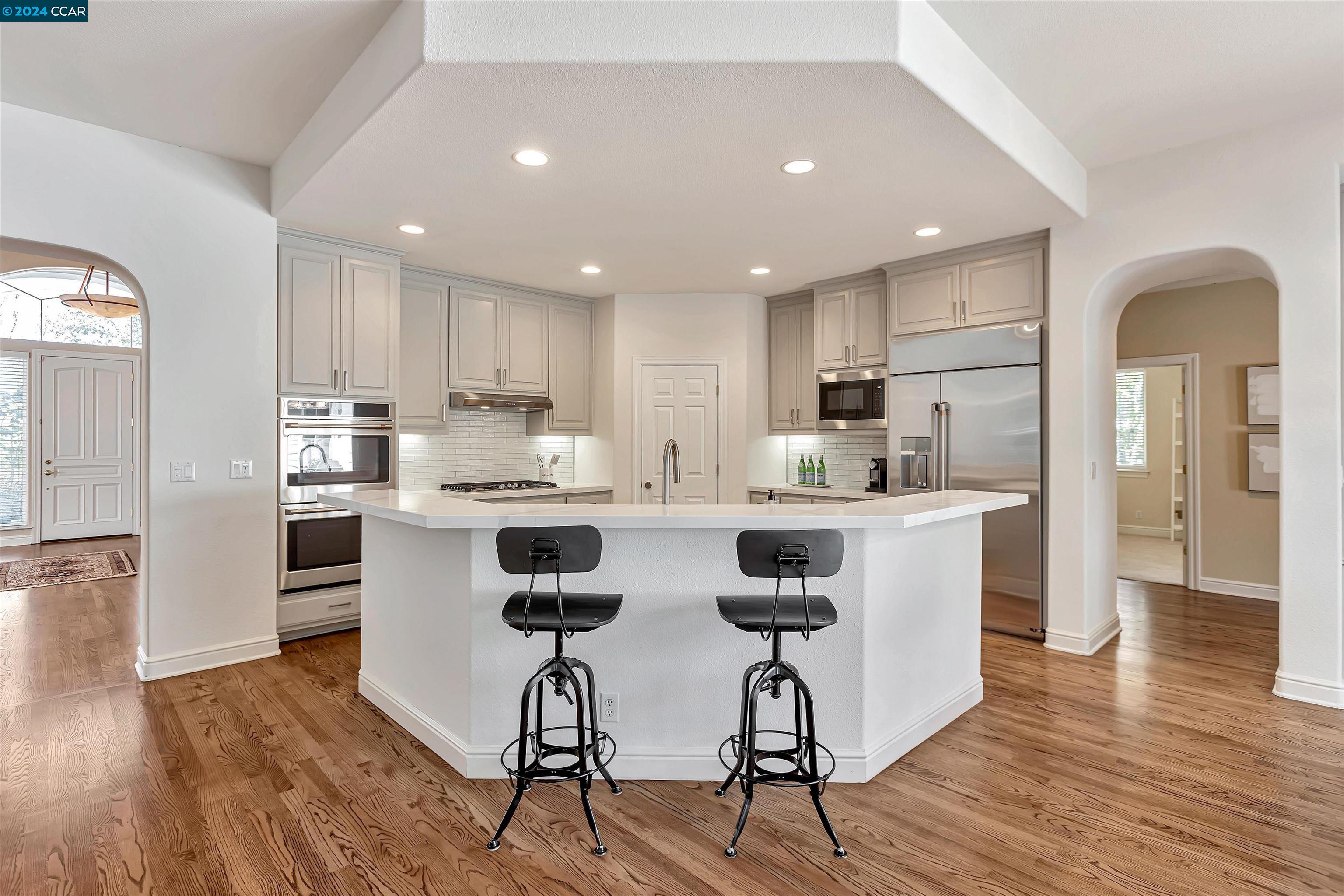 Detail Gallery Image 11 of 42 For 50 Corte Maria, Moraga,  CA 94556 - 4 Beds | 2/1 Baths
