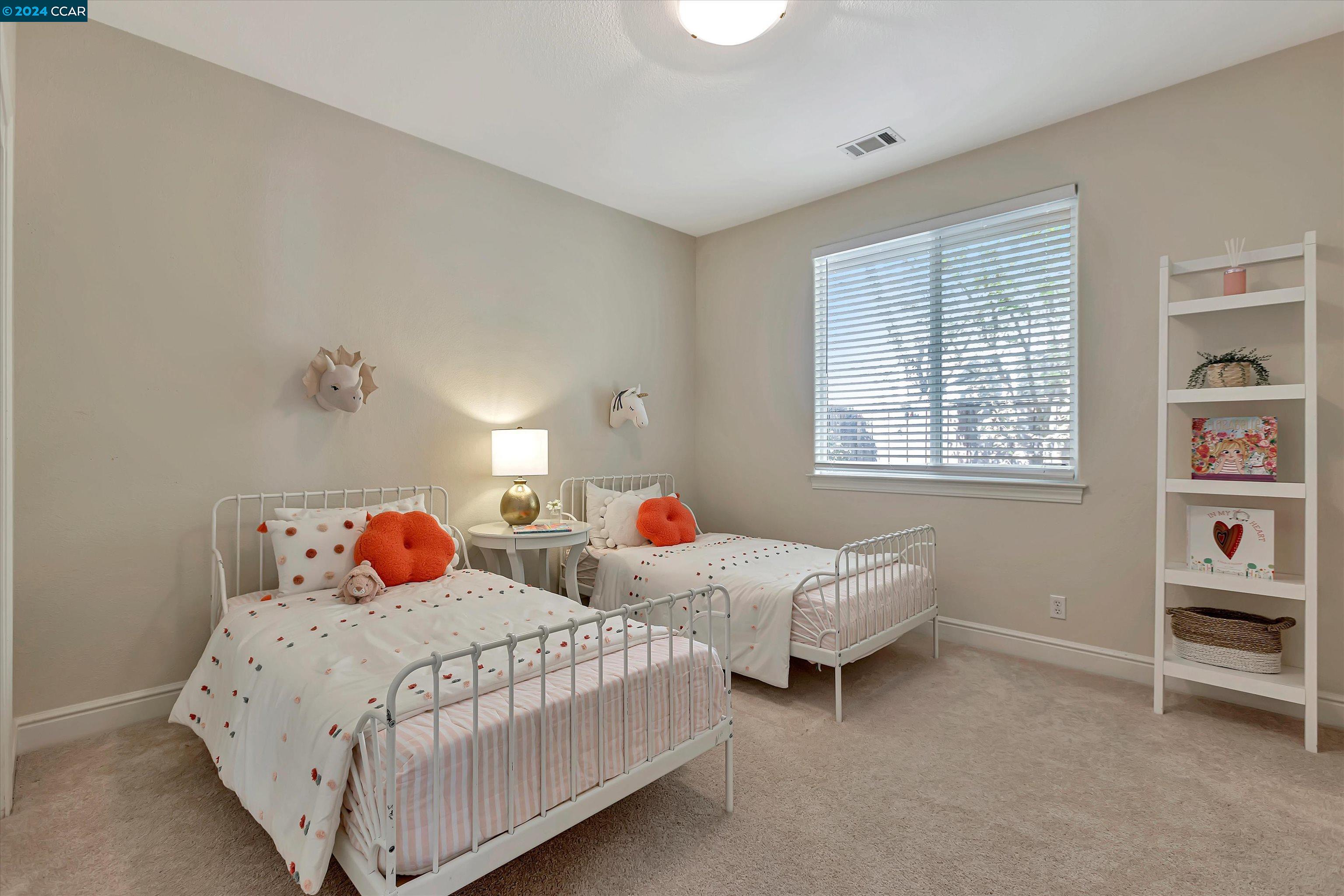 Detail Gallery Image 24 of 42 For 50 Corte Maria, Moraga,  CA 94556 - 4 Beds | 2/1 Baths