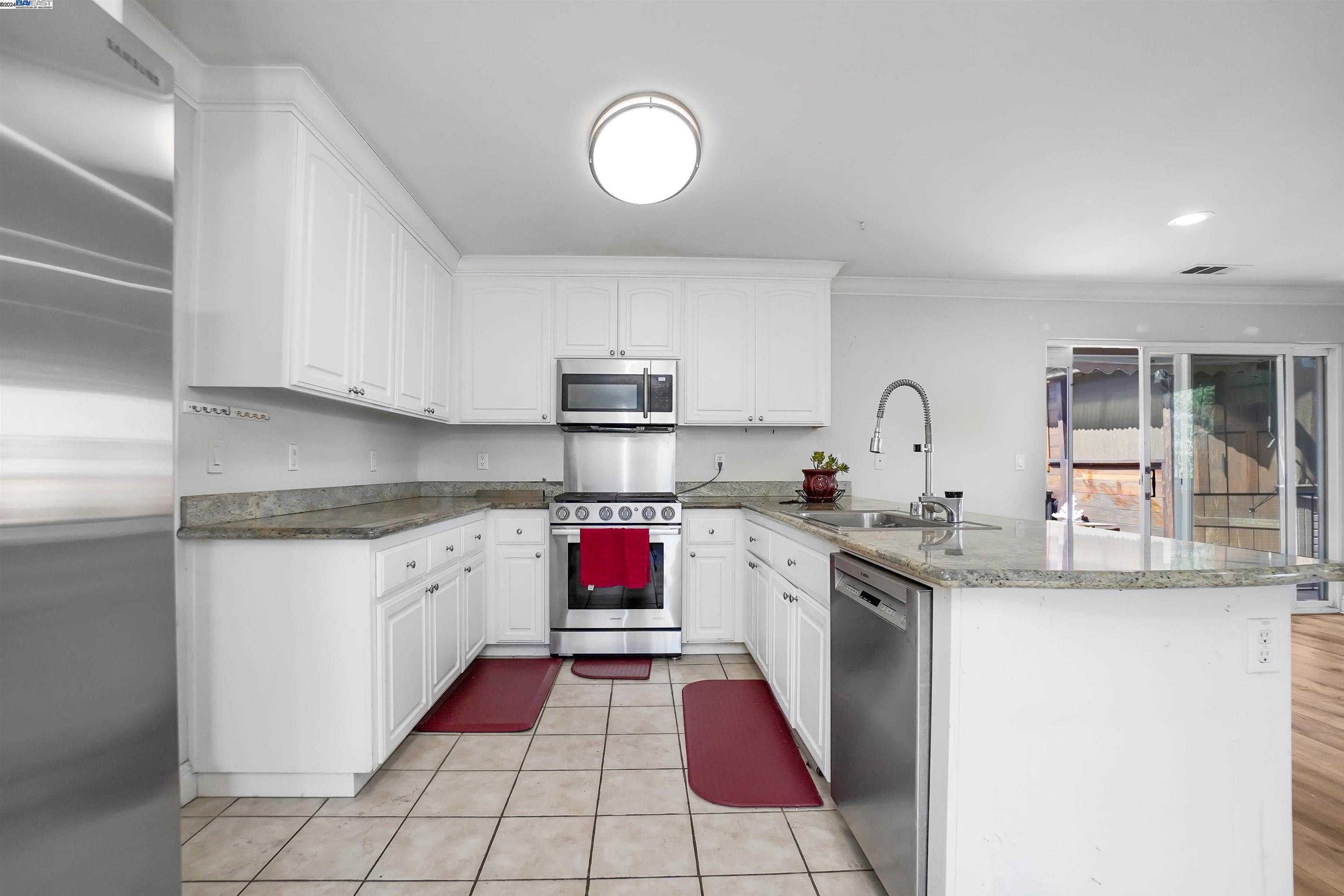 Detail Gallery Image 21 of 49 For 1783 Arena St, San Leandro,  CA 94579 - 3 Beds | 2 Baths