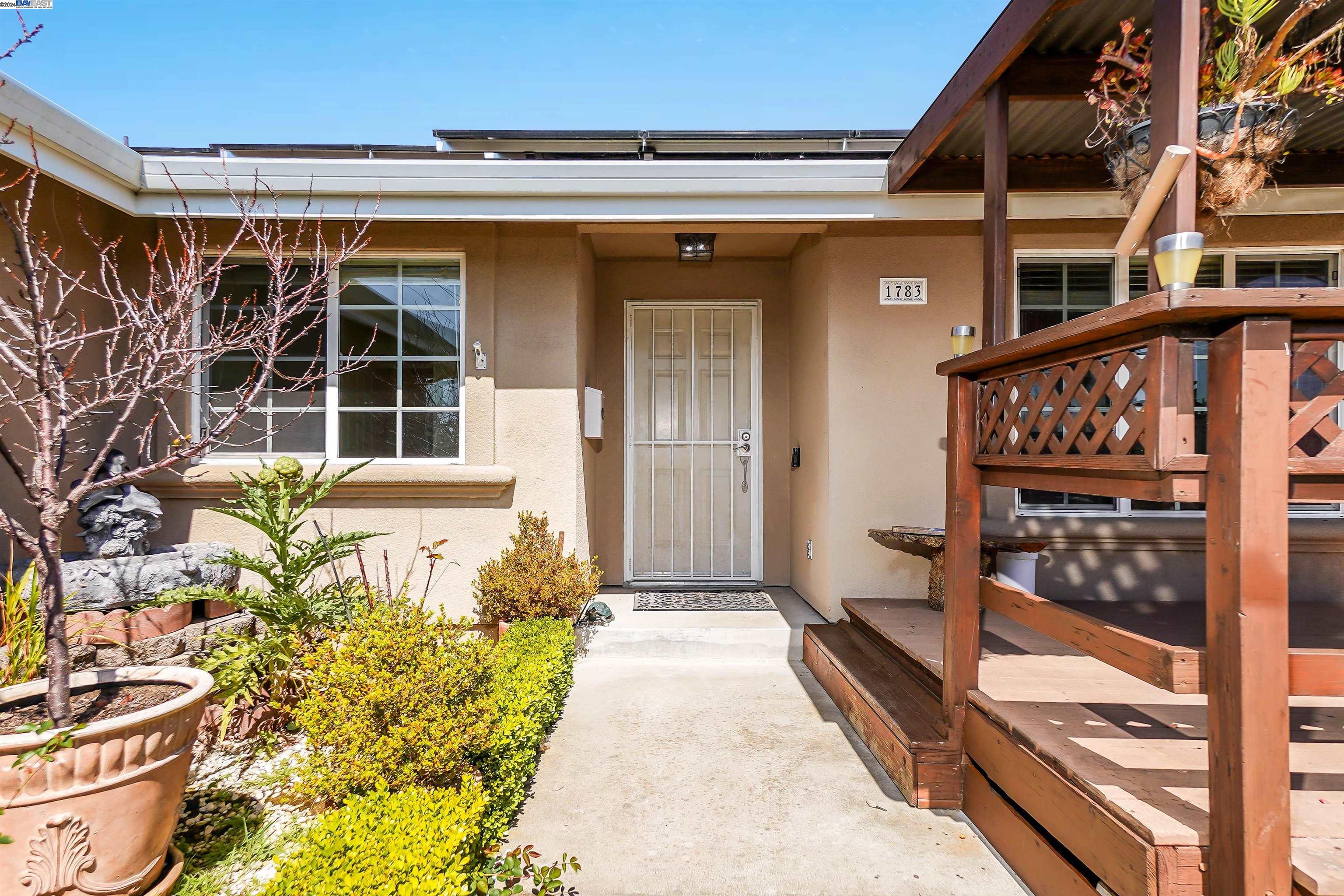 Detail Gallery Image 4 of 49 For 1783 Arena St, San Leandro,  CA 94579 - 3 Beds | 2 Baths