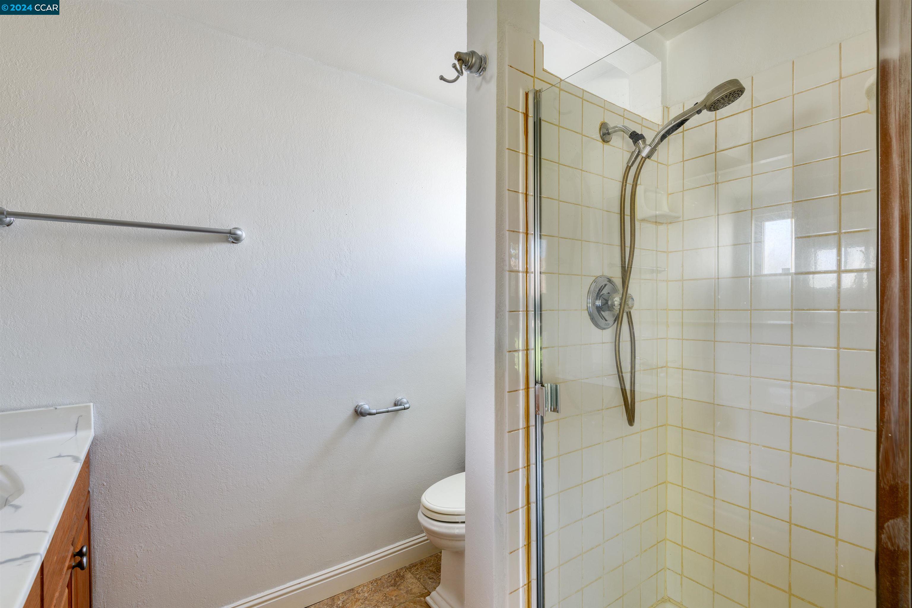 Detail Gallery Image 21 of 34 For 27708 Orlando Ave, Hayward,  CA 94545 - 3 Beds | 2 Baths