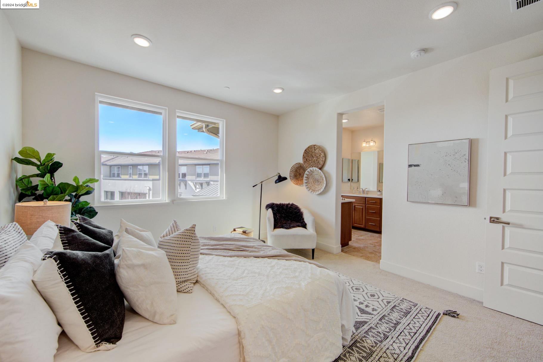 Detail Gallery Image 20 of 40 For 2777 5th St, Alameda,  CA 94501 - 2 Beds | 2/1 Baths
