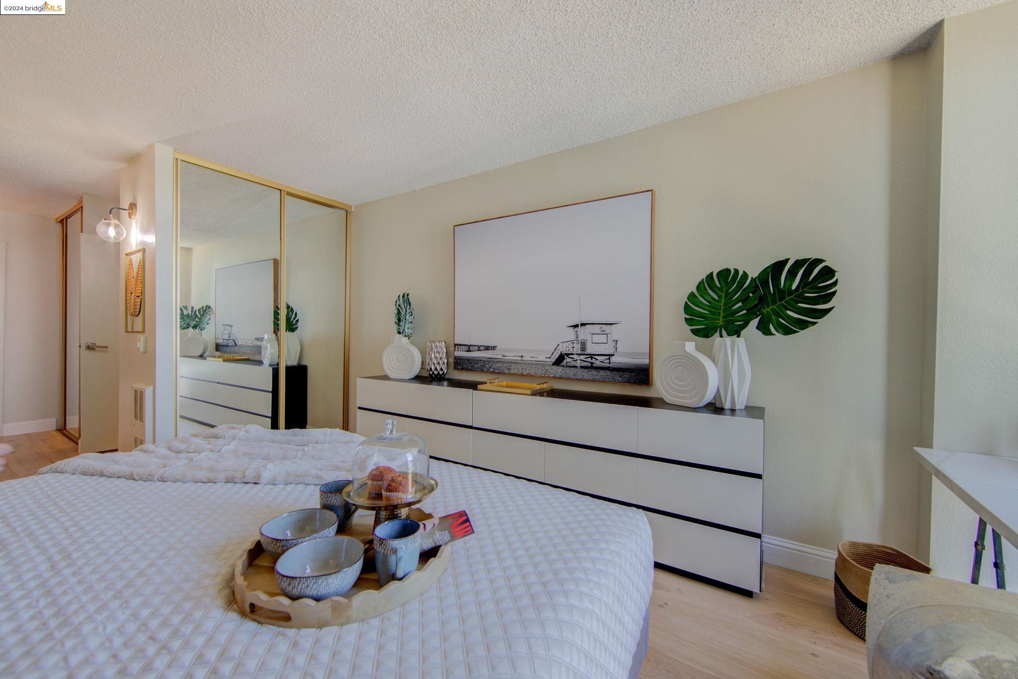 Detail Gallery Image 16 of 60 For 555 Pierce St #626,  Albany,  CA 94706 - 1 Beds | 1 Baths