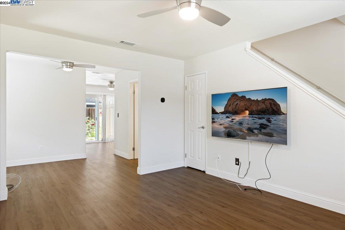 Photo #6: 41055681 Listing 