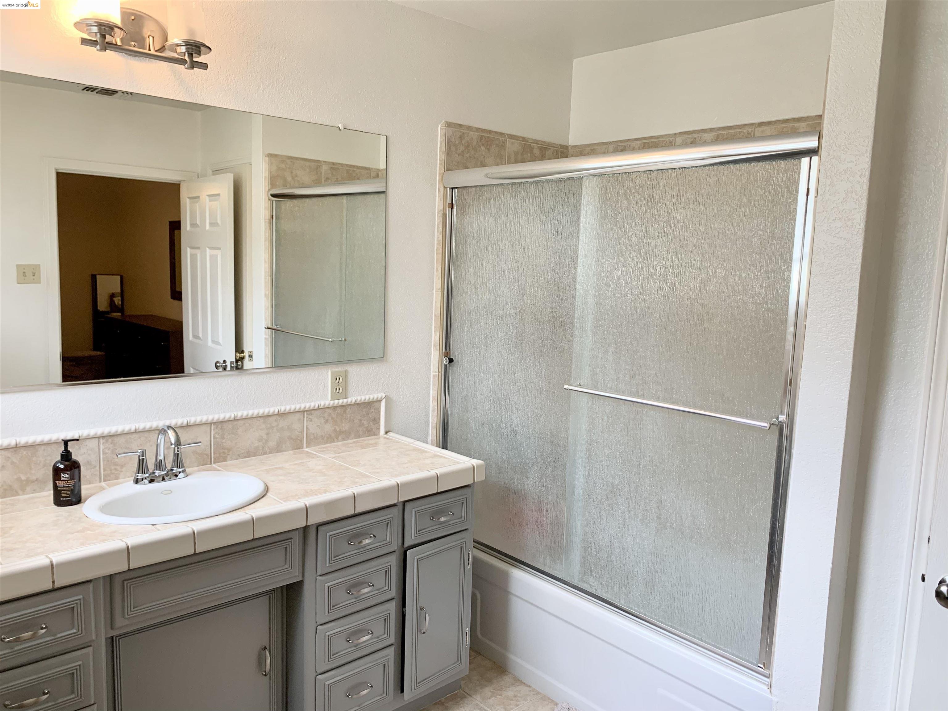 Detail Gallery Image 30 of 40 For 3204 Mayfair, Sacramento,  CA 95864 - 3 Beds | 2/1 Baths