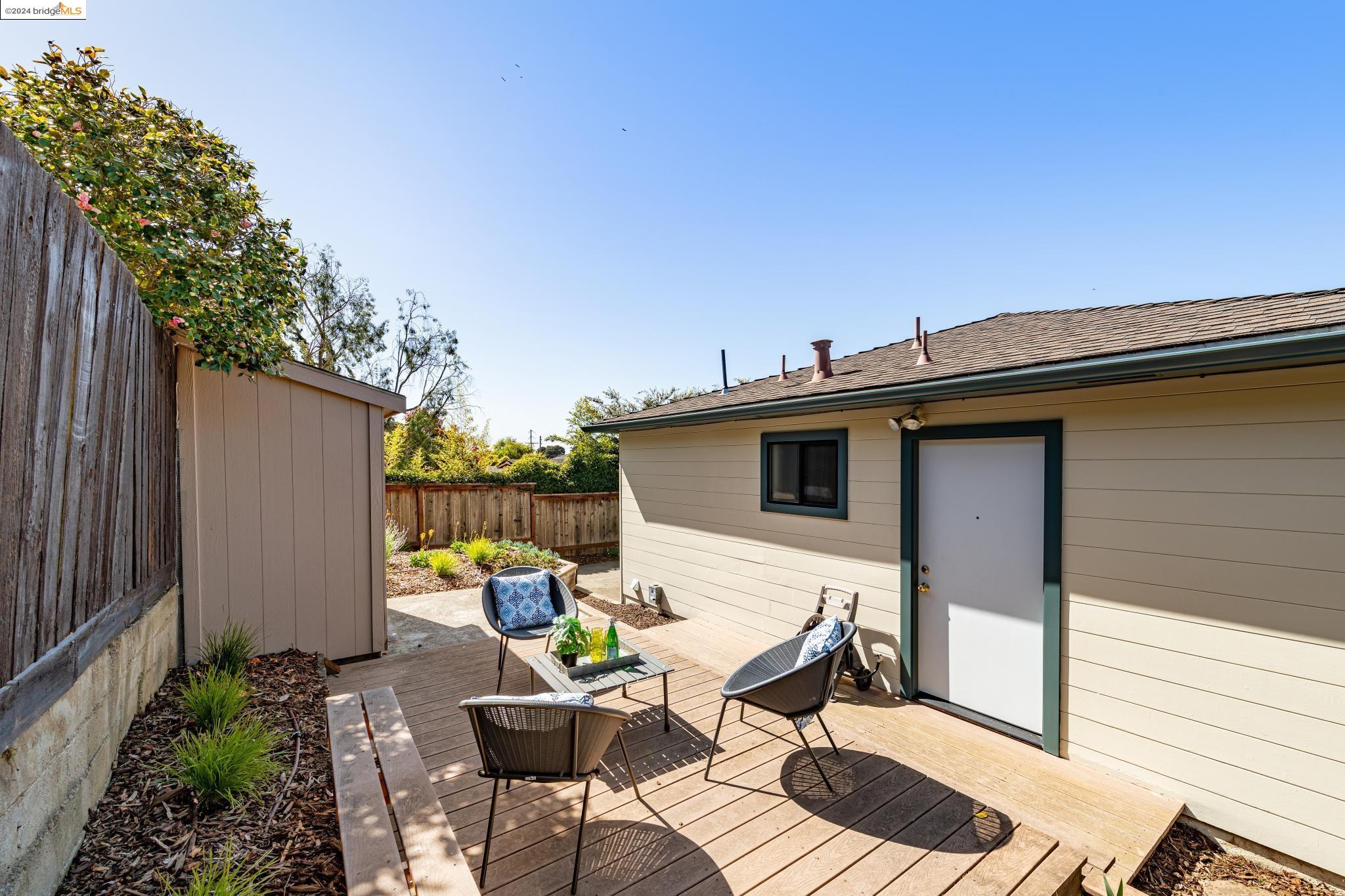 Detail Gallery Image 44 of 44 For 1226 Lawrence St, El Cerrito,  CA 94530 - 3 Beds | 2 Baths