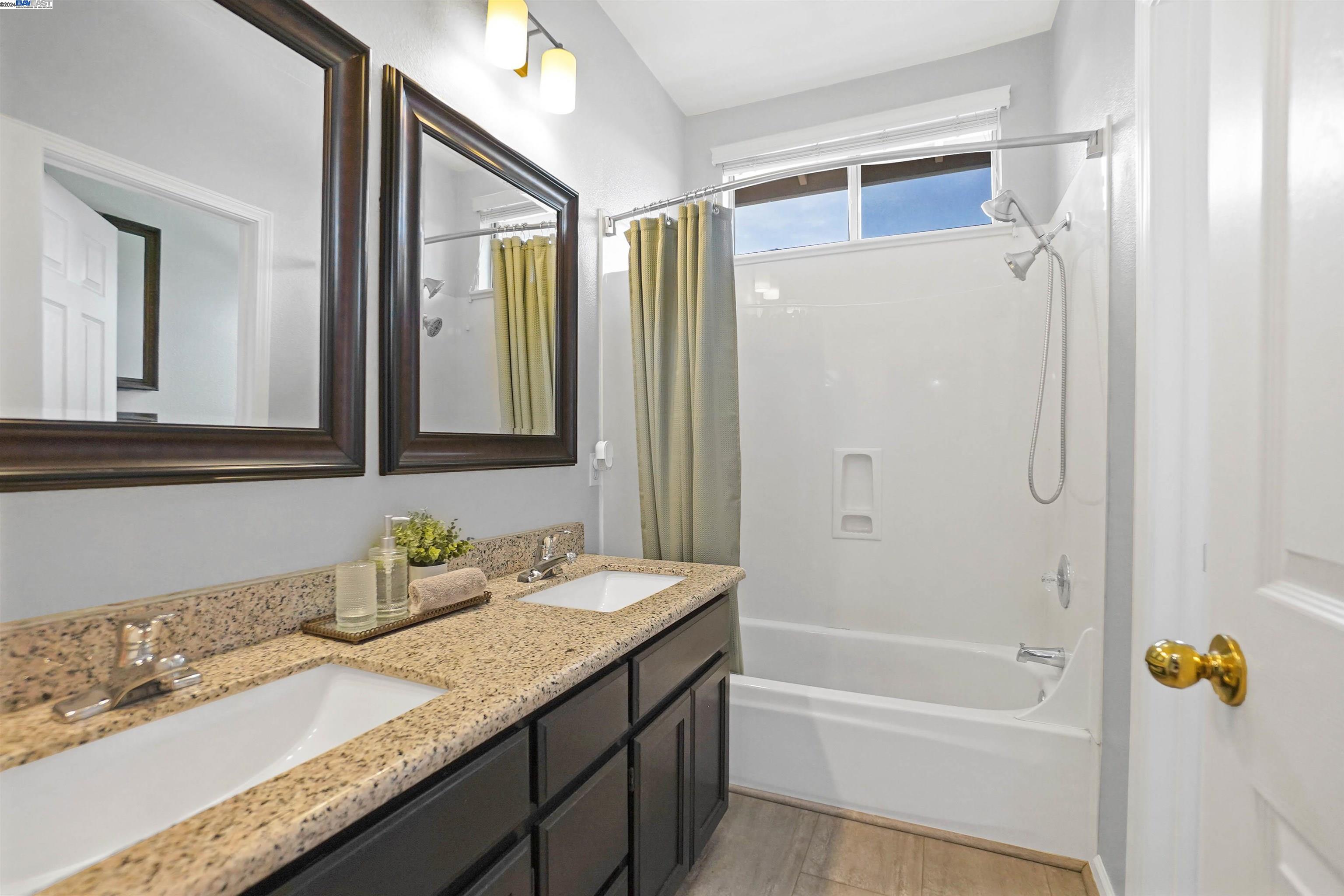 Detail Gallery Image 23 of 51 For 30264 Brookfield Rd, Hayward,  CA 94544 - 4 Beds | 2/1 Baths