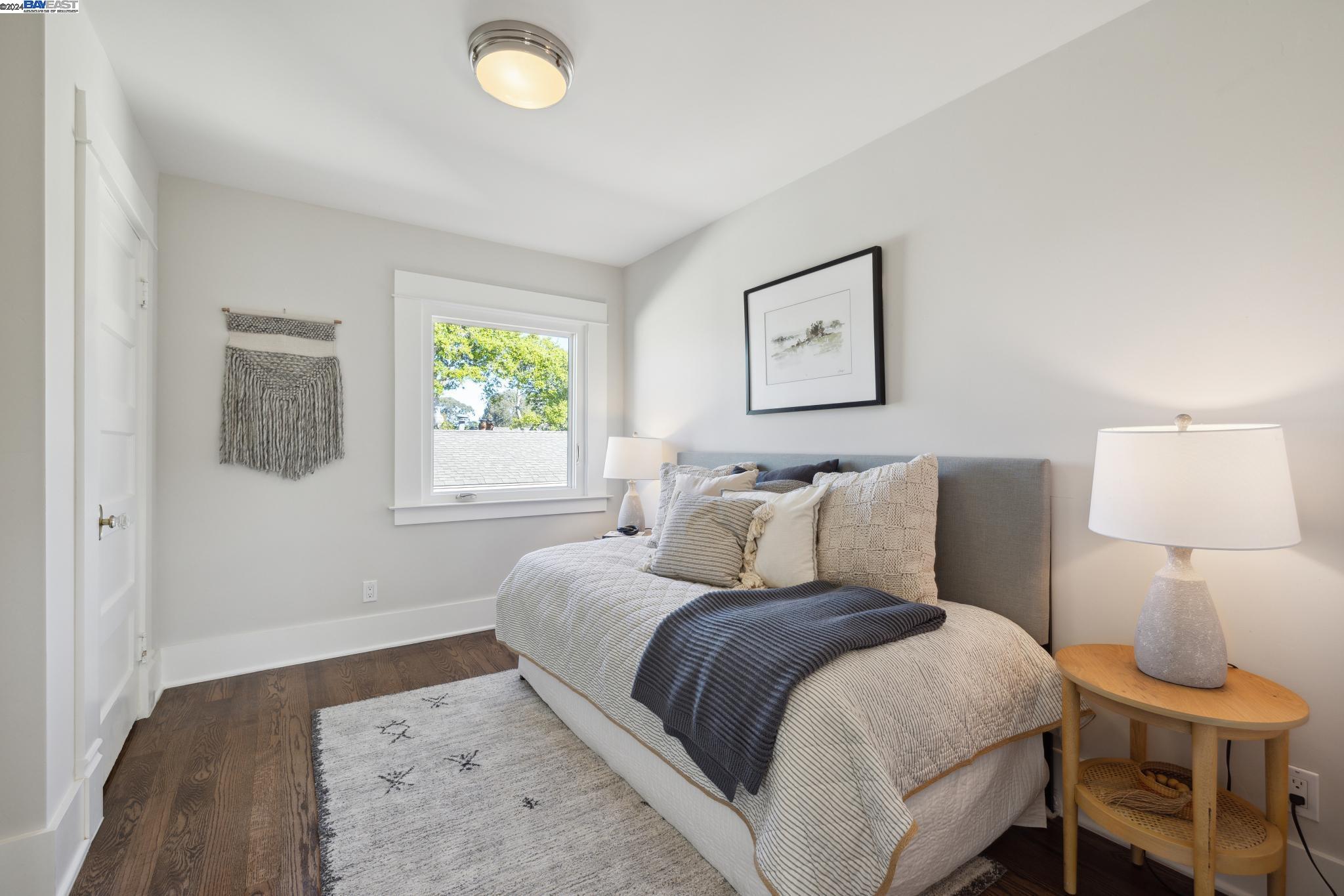 Detail Gallery Image 27 of 58 For 2453 Wilbur St, Oakland,  CA 94602 - 4 Beds | 2 Baths