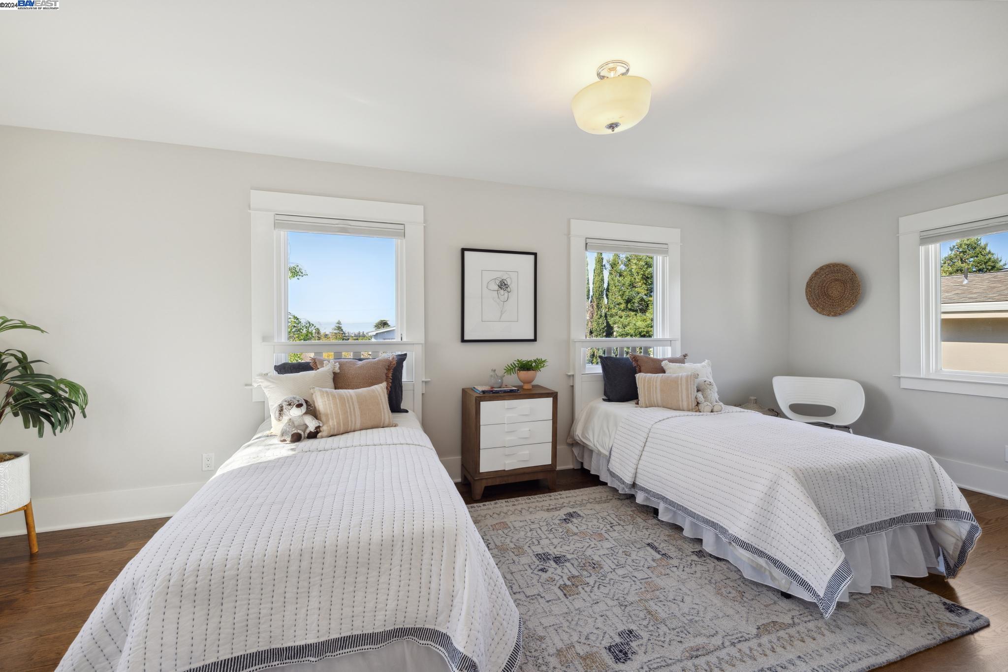 Detail Gallery Image 29 of 58 For 2453 Wilbur St, Oakland,  CA 94602 - 4 Beds | 2 Baths