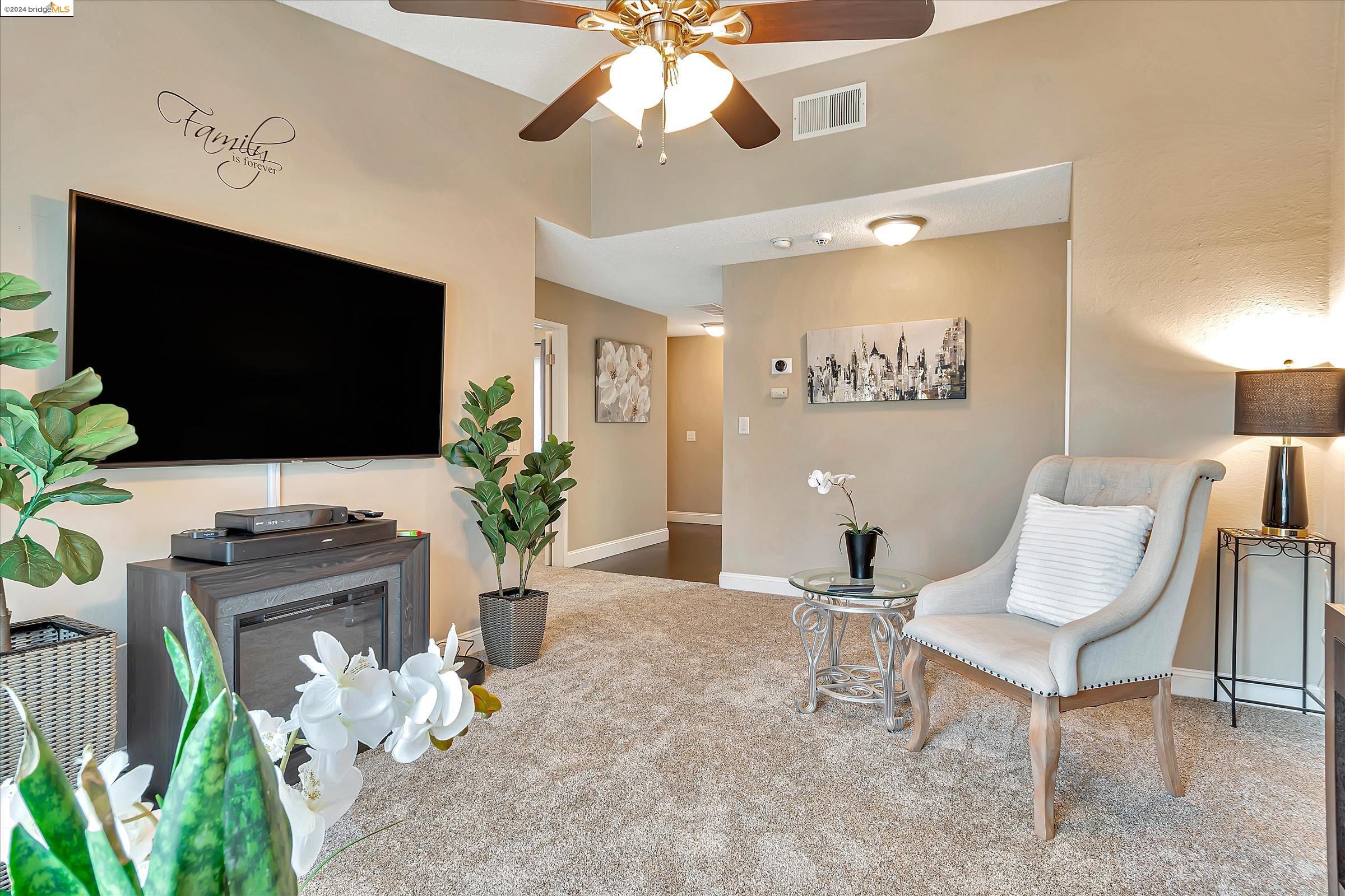 Detail Gallery Image 12 of 38 For 2329 Cypress St, Antioch,  CA 94509 - 3 Beds | 2 Baths