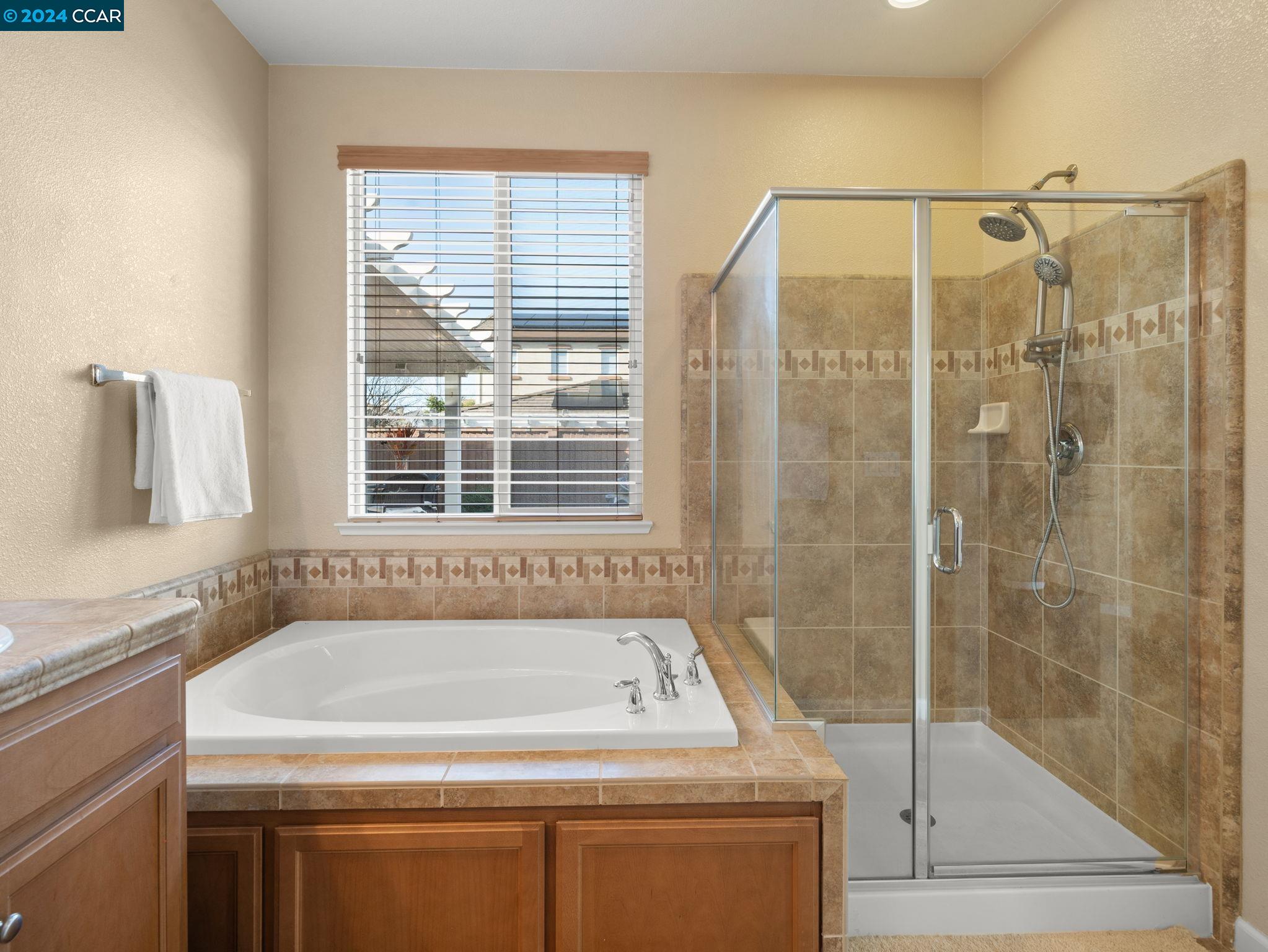 Detail Gallery Image 23 of 37 For 35 Solstice Ct, Oakley,  CA 94561 - 4 Beds | 3 Baths