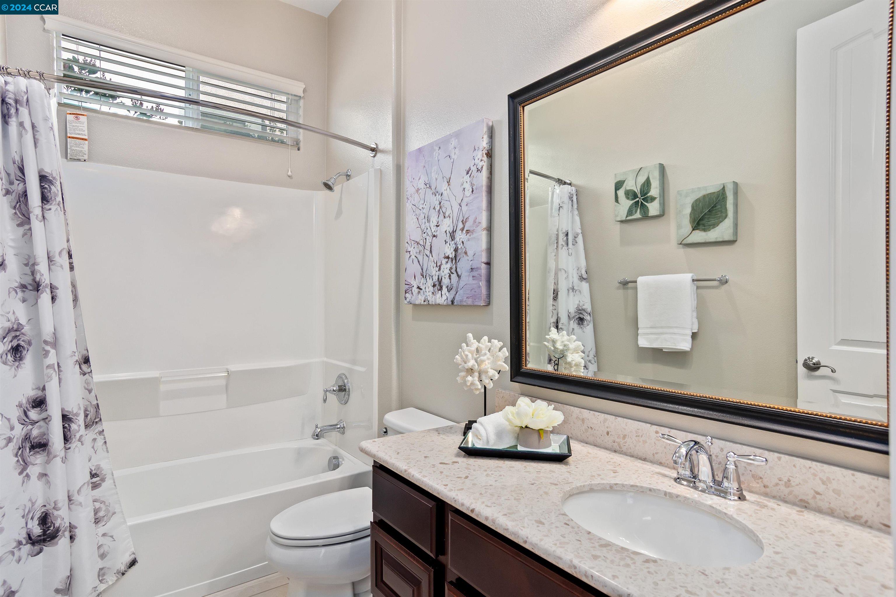 Detail Gallery Image 29 of 60 For 2202 Valentano Dr, Dublin,  CA 94568 - 5 Beds | 4/1 Baths