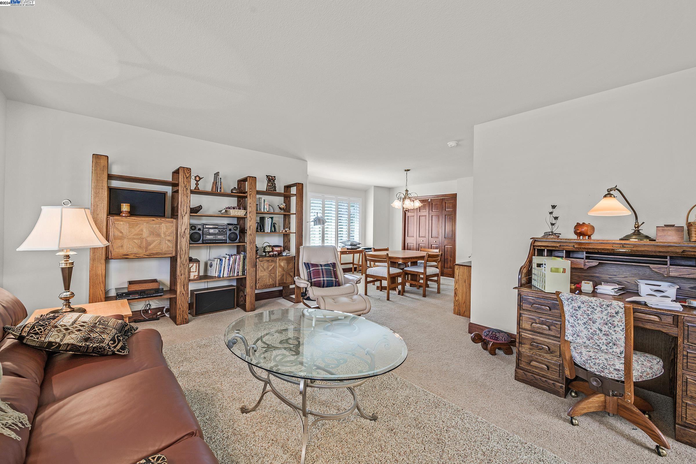 Detail Gallery Image 15 of 43 For 18019 Center St, Castro Valley,  CA 94546 - 3 Beds | 2 Baths