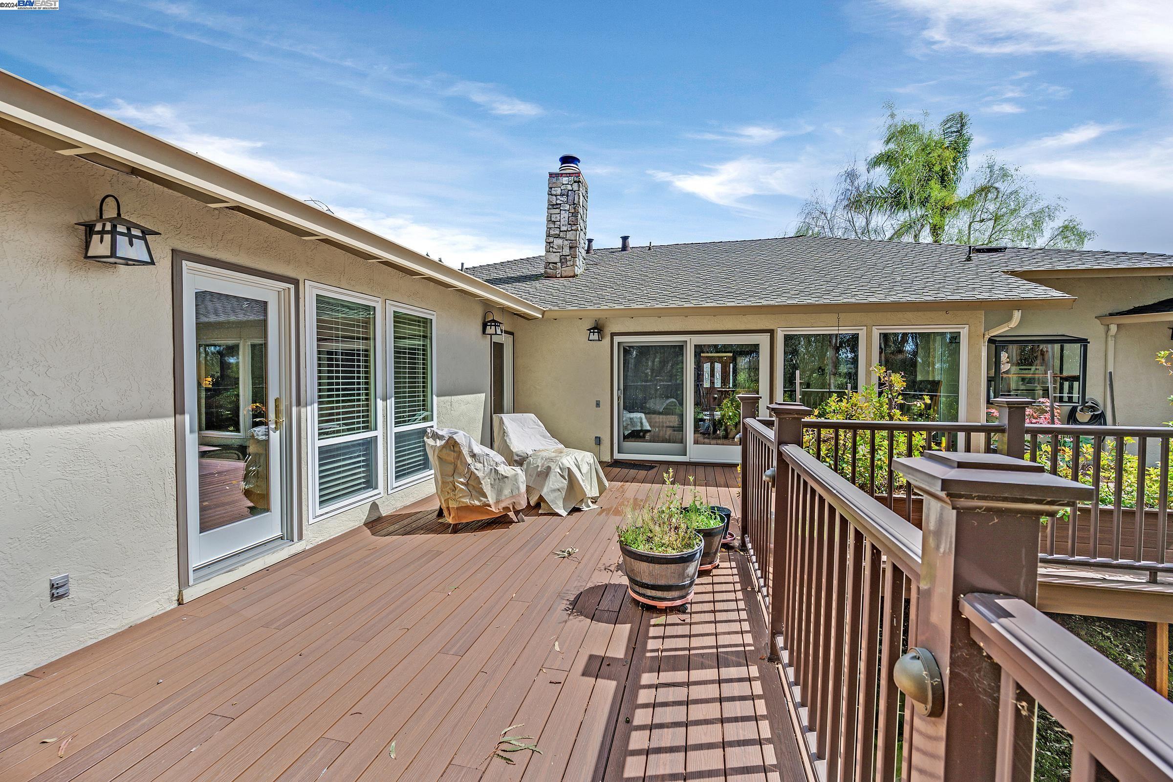 Detail Gallery Image 38 of 43 For 18019 Center St, Castro Valley,  CA 94546 - 3 Beds | 2 Baths