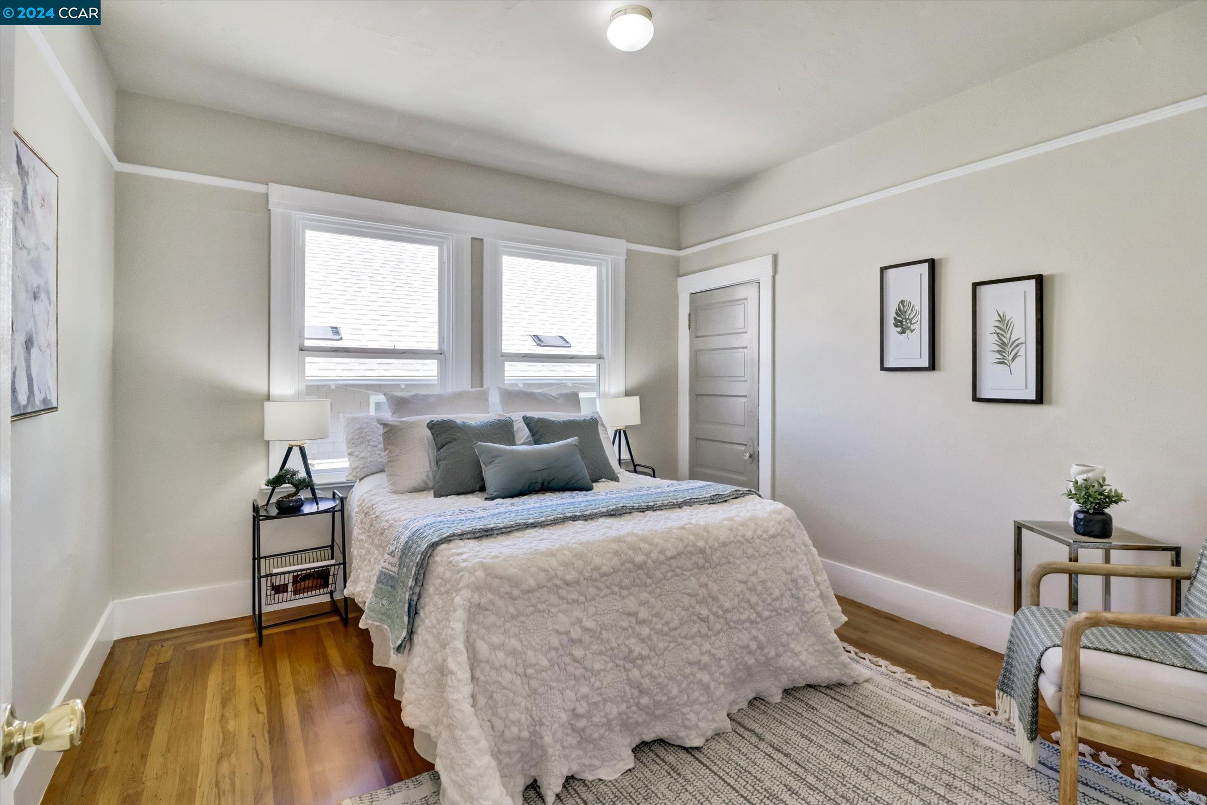 Detail Gallery Image 9 of 37 For 1323 E 27th St, Oakland,  CA 94606 - 3 Beds | 2/1 Baths